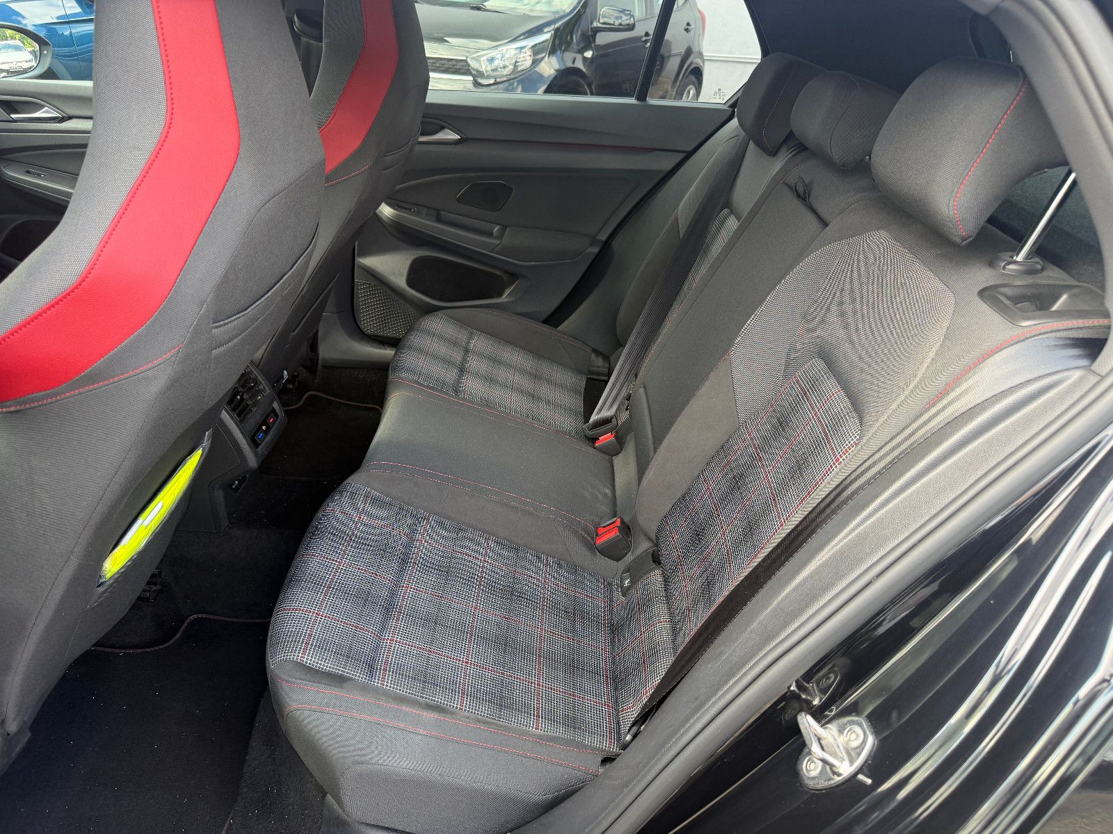 Fahrzeugabbildung Volkswagen Golf VIII Lim. GTI*ACC*Harmann Kardon*CAM*Matrix