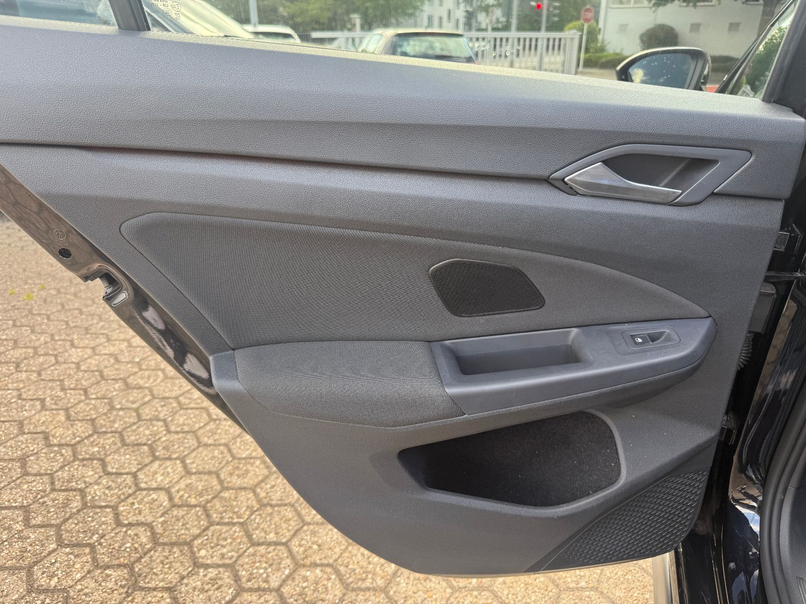 Fahrzeugabbildung Volkswagen Golf VIII Lim. GTI*ACC*Harmann Kardon*CAM*Matrix