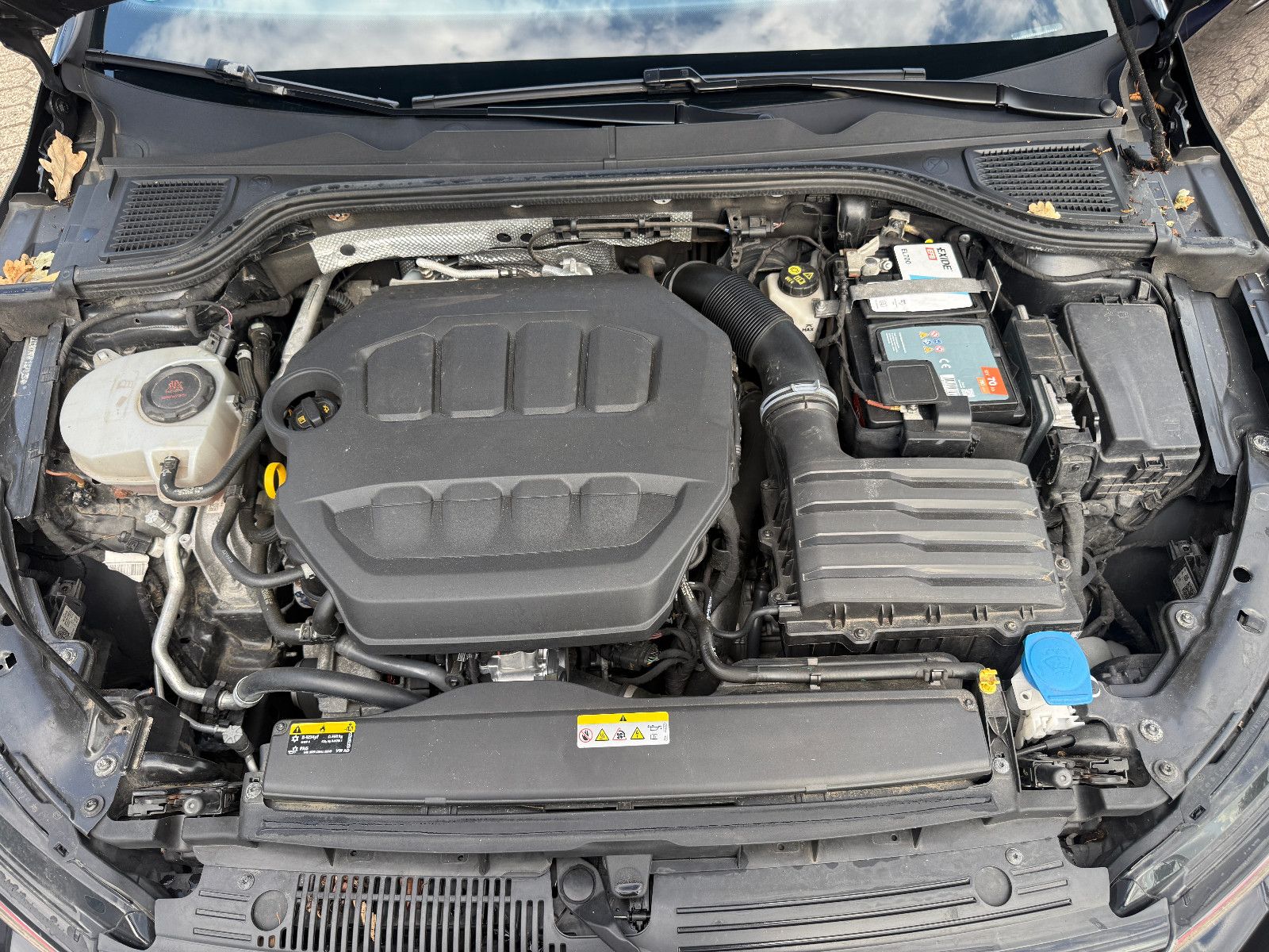 Fahrzeugabbildung Volkswagen Golf VIII Lim. GTI*ACC*Harmann Kardon*CAM*Matrix