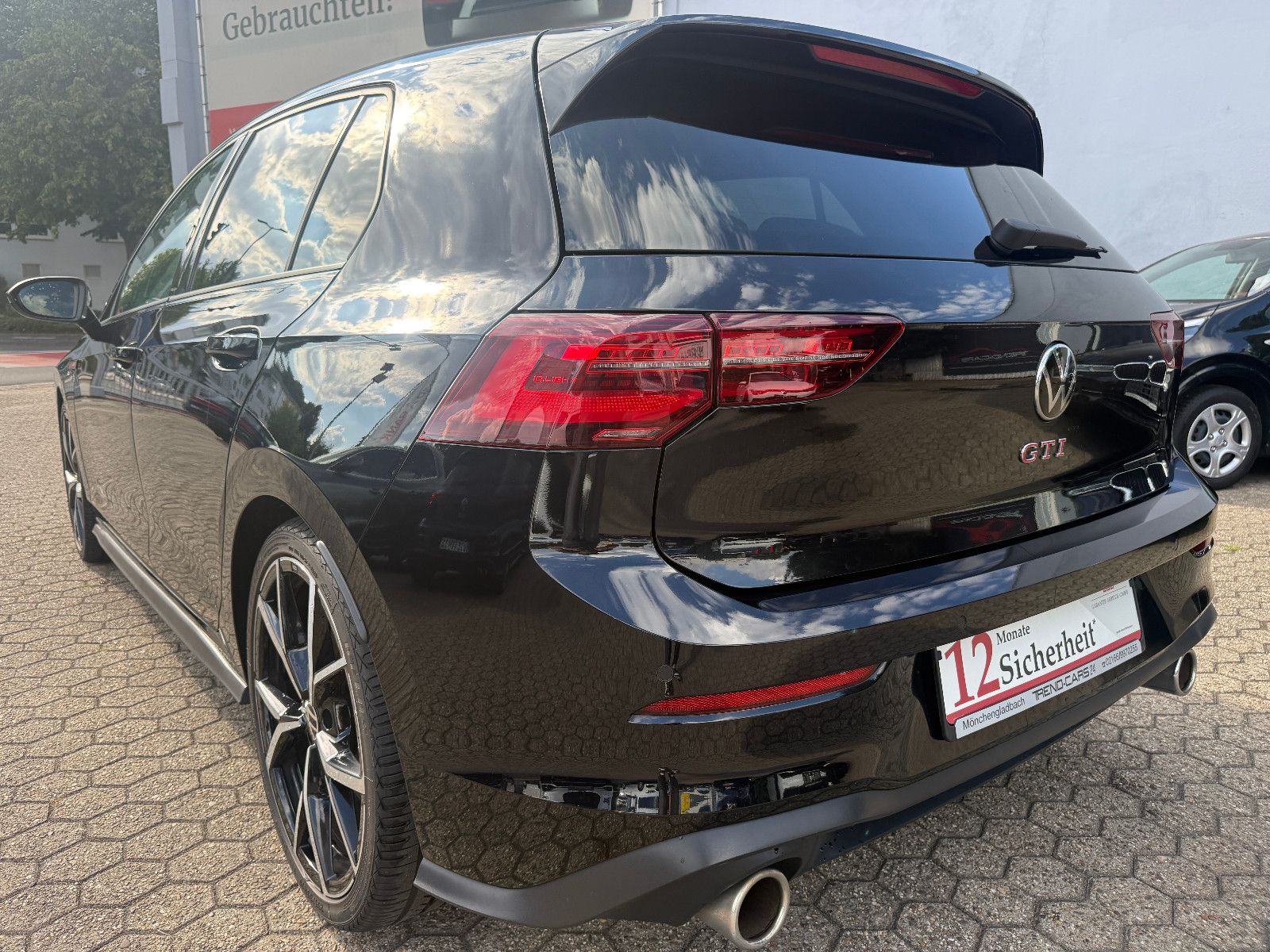 Fahrzeugabbildung Volkswagen Golf VIII Lim. GTI*ACC*Harmann Kardon*CAM*Matrix