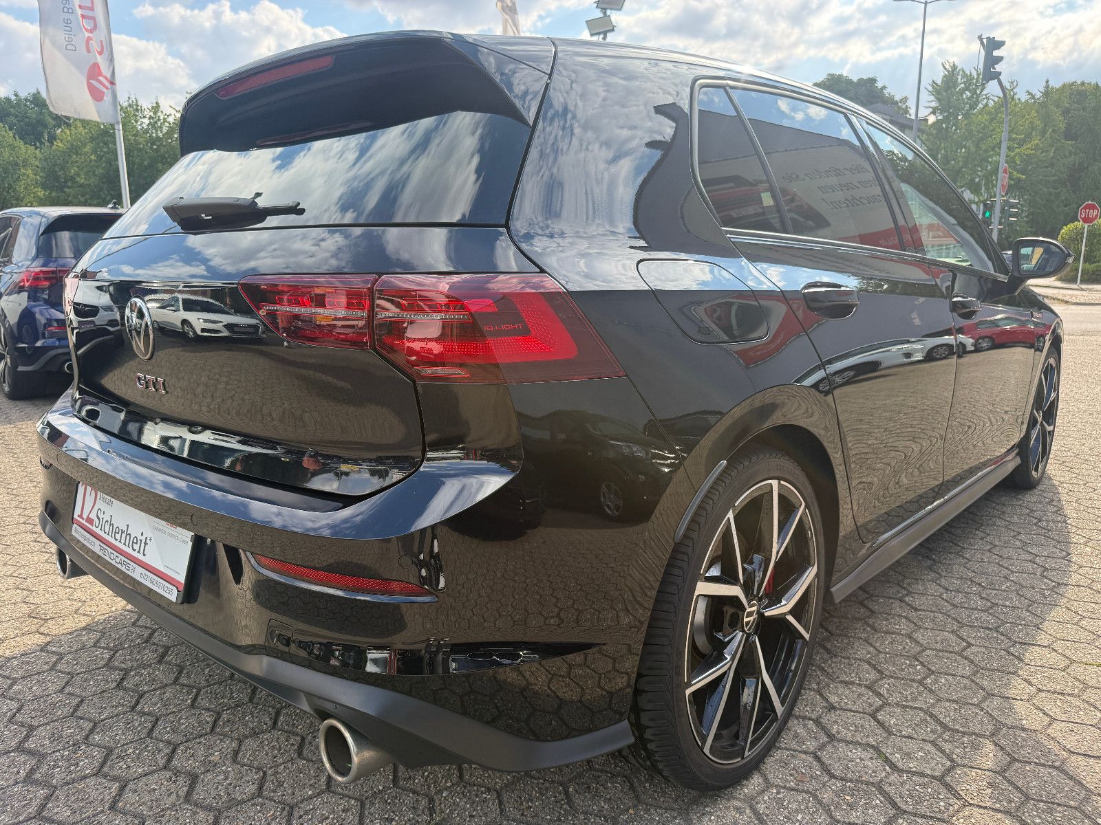 Fahrzeugabbildung Volkswagen Golf VIII Lim. GTI*ACC*Harmann Kardon*CAM*Matrix