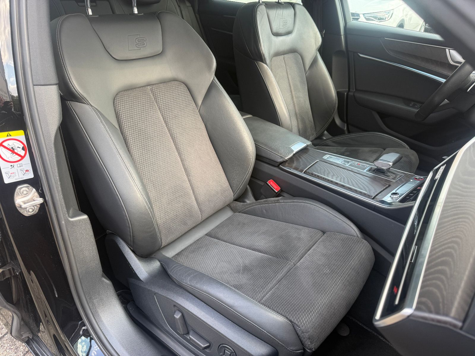 Fahrzeugabbildung Audi S6 Avant 3.0TDI quattro*ACC*Softclose*Matrix Led