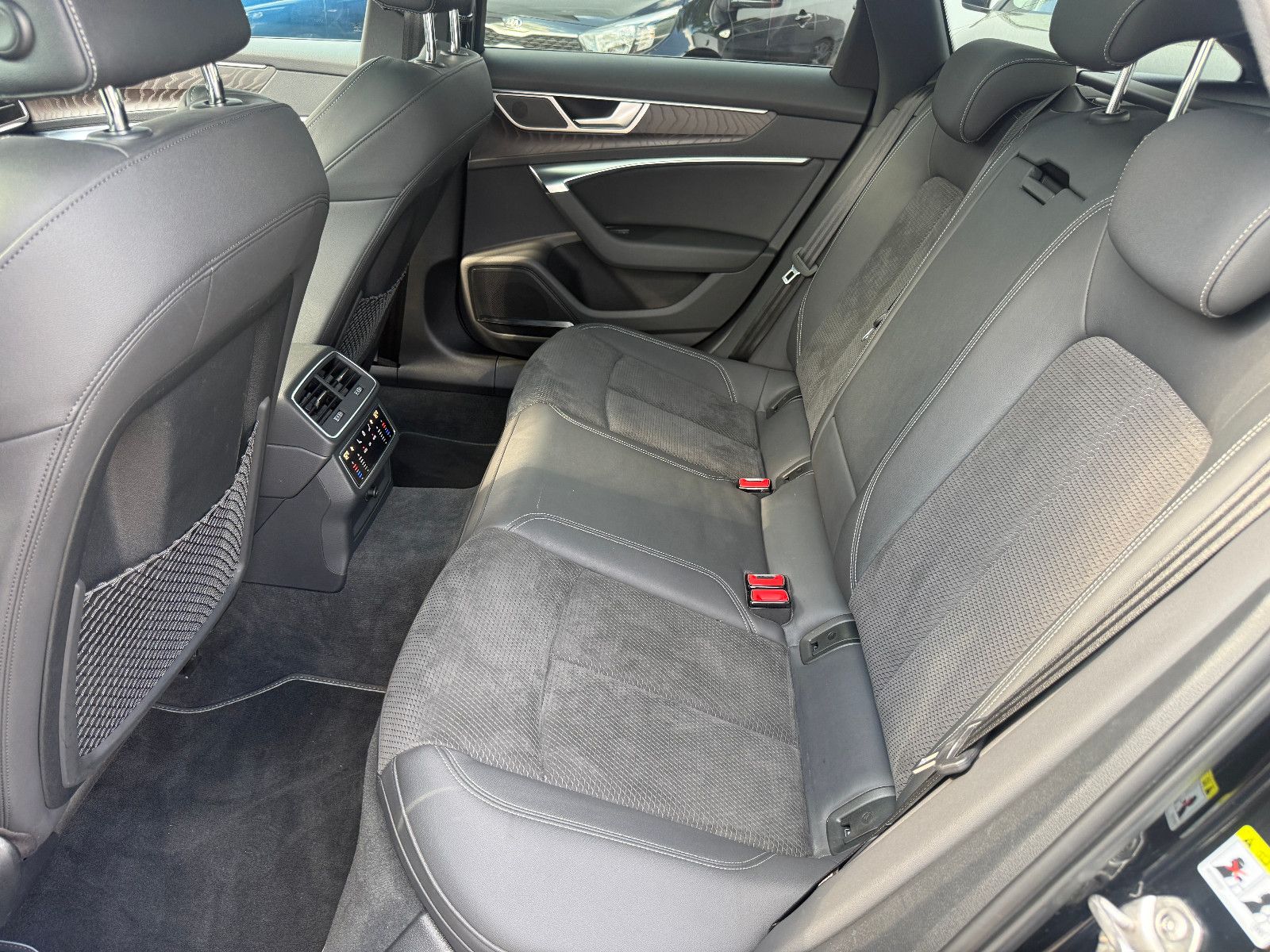 Fahrzeugabbildung Audi S6 Avant 3.0TDI quattro*ACC*Softclose*Matrix Led