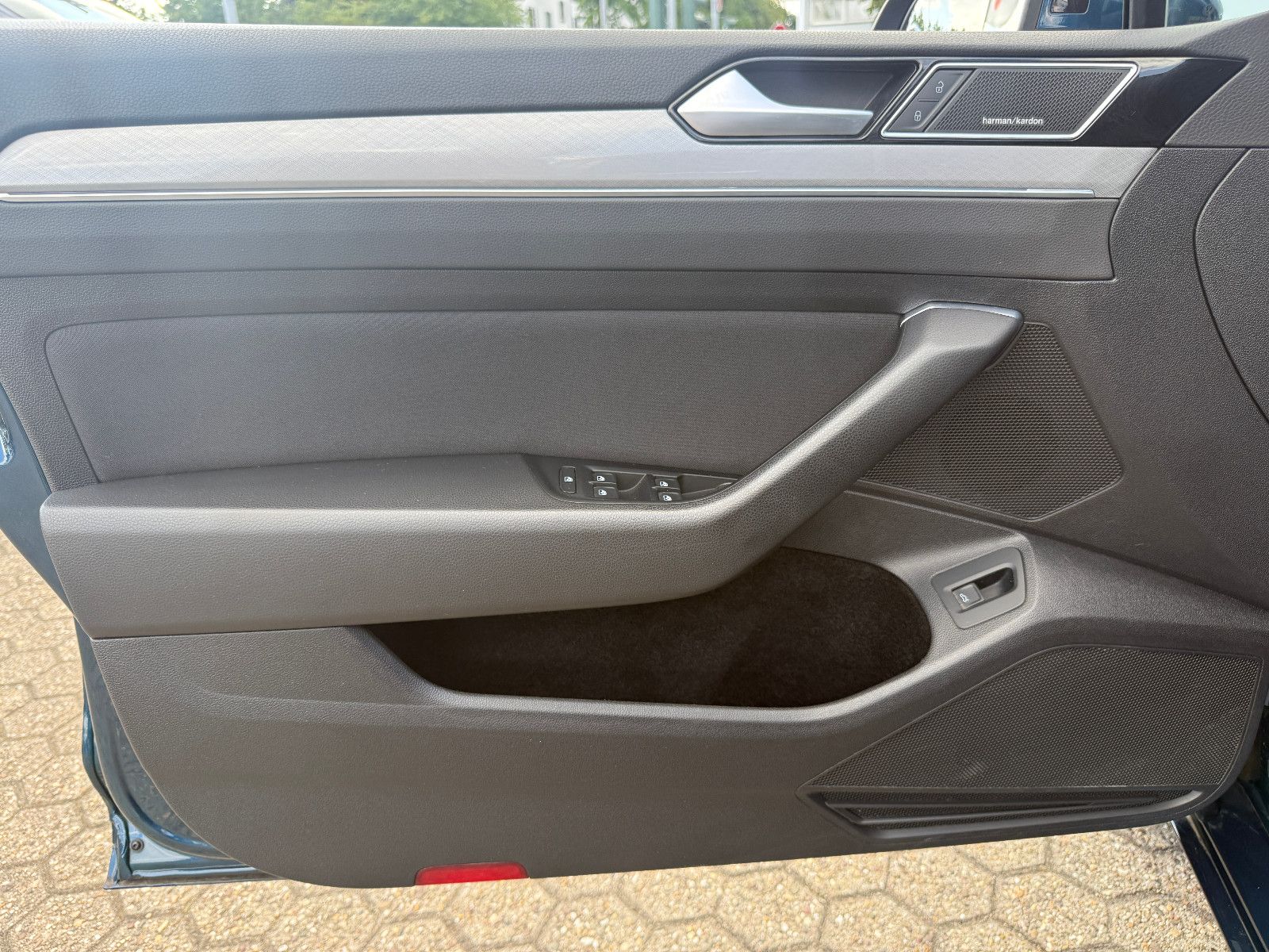 Fahrzeugabbildung Volkswagen Passat Variant Business*ACC*Headup*Harmann Kardo