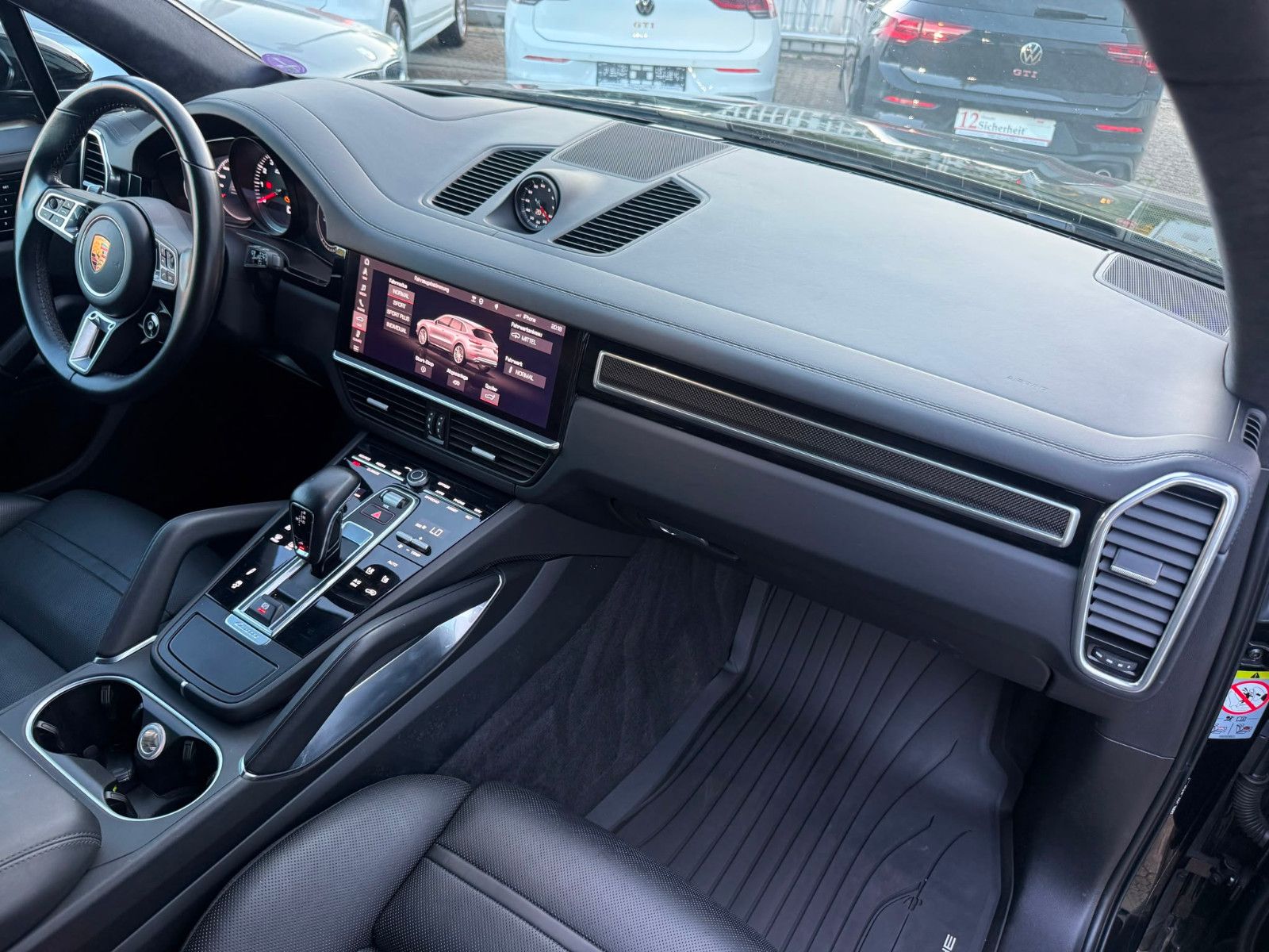 Fahrzeugabbildung Porsche Cayenne Turbo*Headup*Softclose*Bose*Pano*VOLL