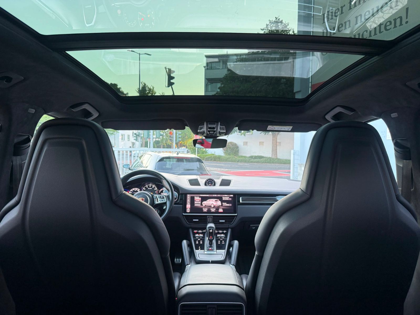 Fahrzeugabbildung Porsche Cayenne Turbo*Headup*Softclose*Bose*Pano*VOLL