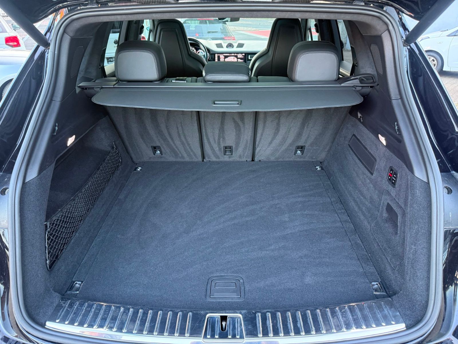 Fahrzeugabbildung Porsche Cayenne Turbo*Headup*Softclose*Bose*Pano*VOLL