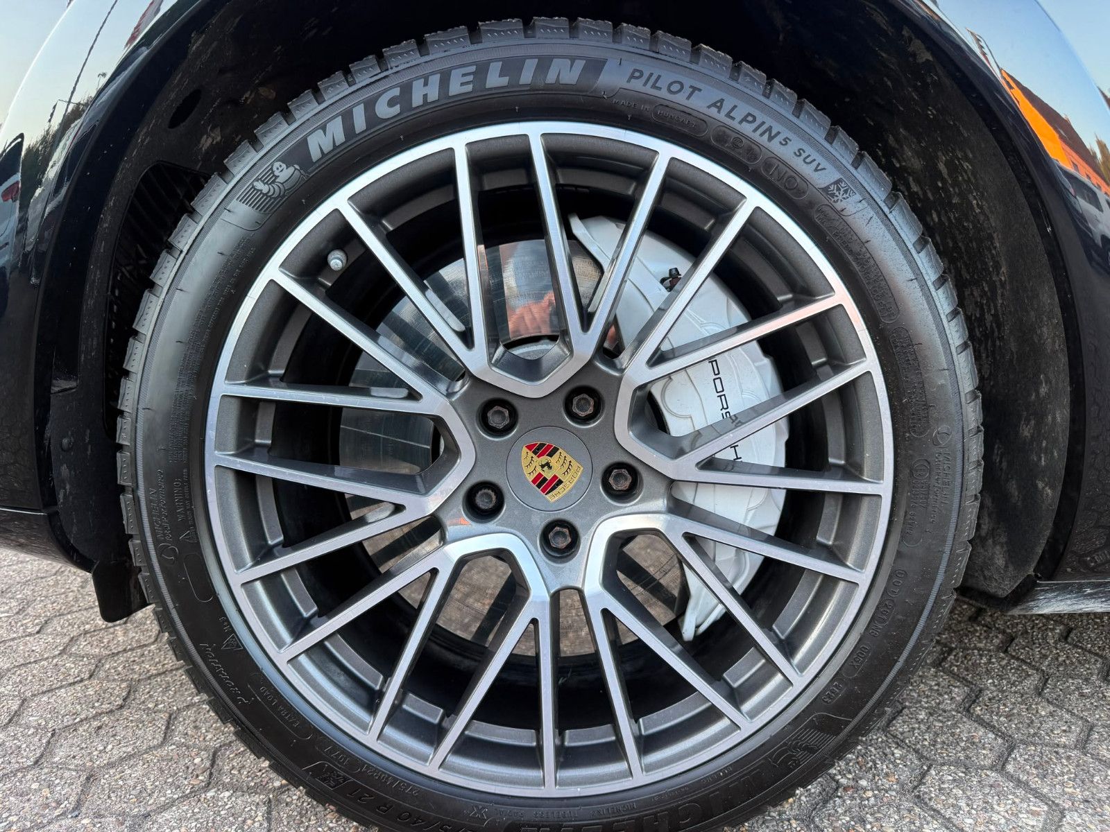 Fahrzeugabbildung Porsche Cayenne Turbo*Headup*Softclose*Bose*Pano*VOLL