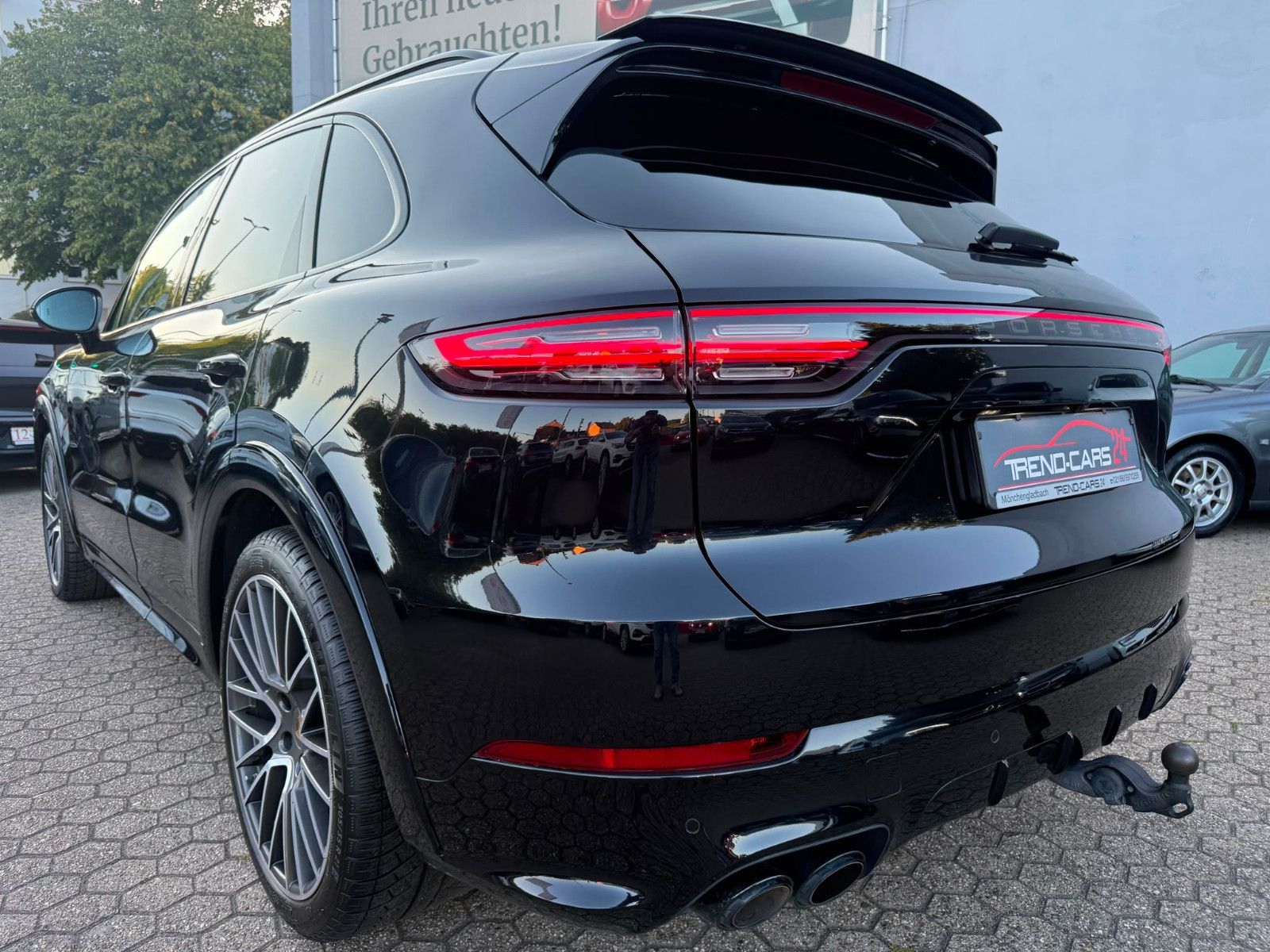 Fahrzeugabbildung Porsche Cayenne Turbo*Headup*Softclose*Bose*Pano*VOLL