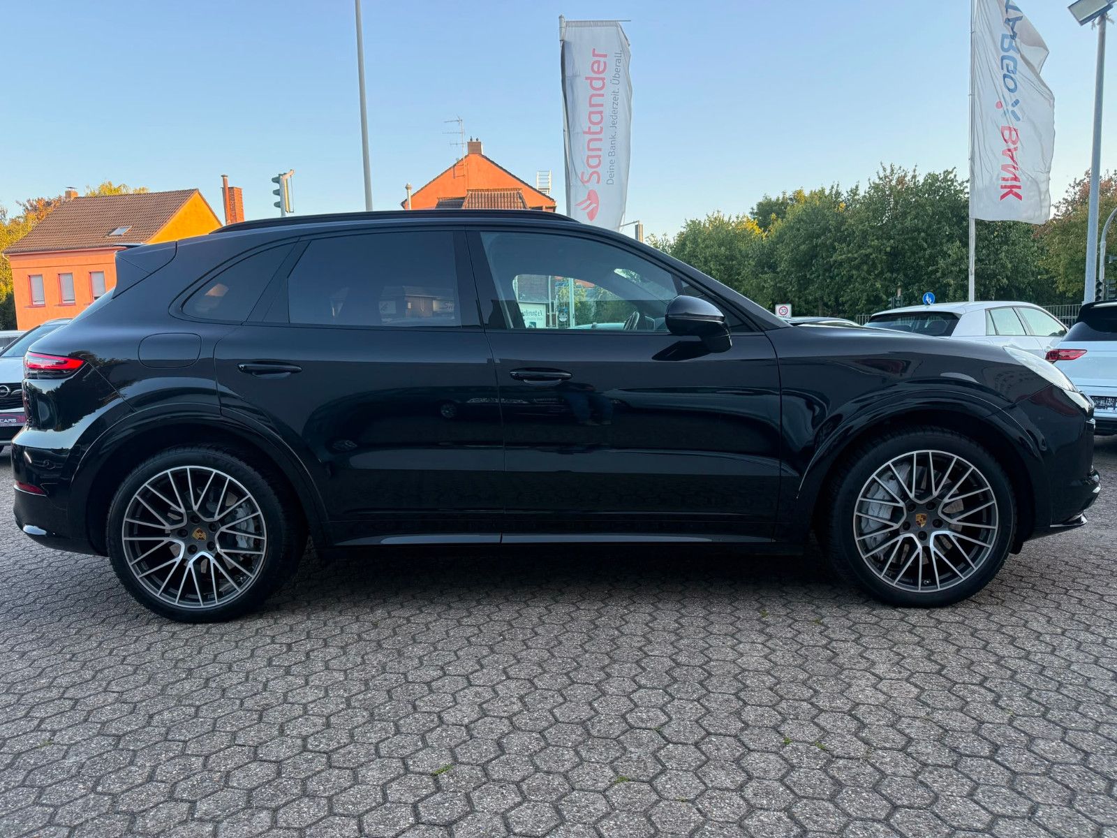 Fahrzeugabbildung Porsche Cayenne Turbo*Headup*Softclose*Bose*Pano*VOLL