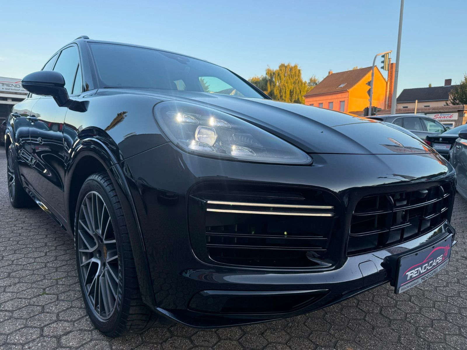 Fahrzeugabbildung Porsche Cayenne Turbo*Headup*Softclose*Bose*Pano*VOLL