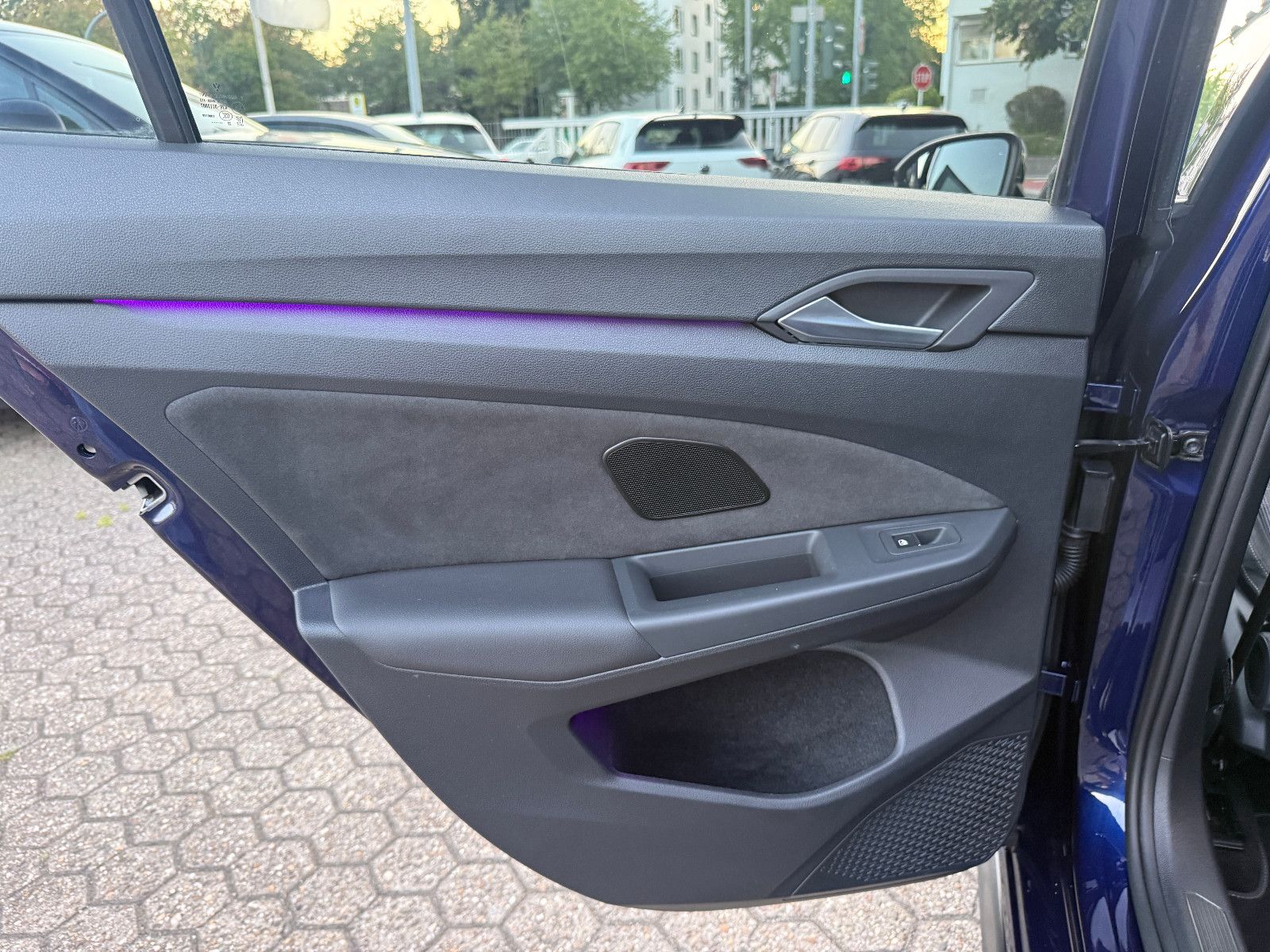 Fahrzeugabbildung Volkswagen Golf VIII Lim. GTD*ACC*AHK*IQ Light*Harmann Kard