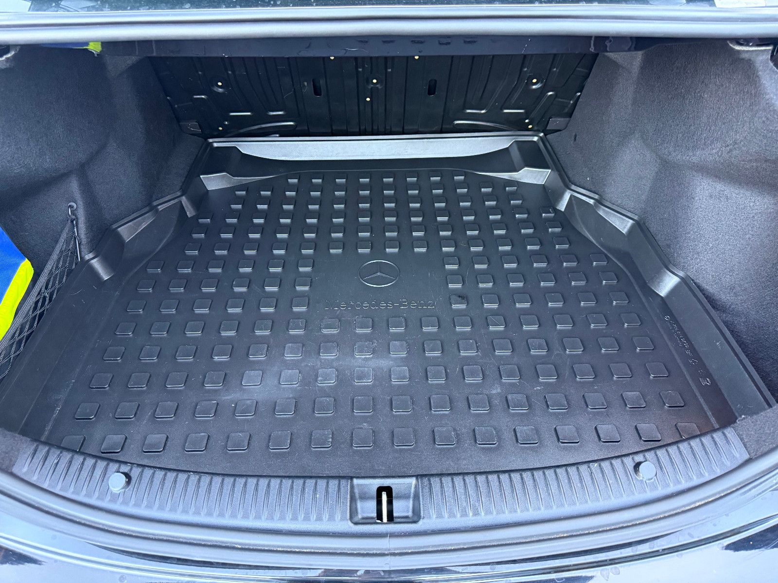 Fahrzeugabbildung Mercedes-Benz C 220 C Limousine C 220 BlueTec *AMG*PANO