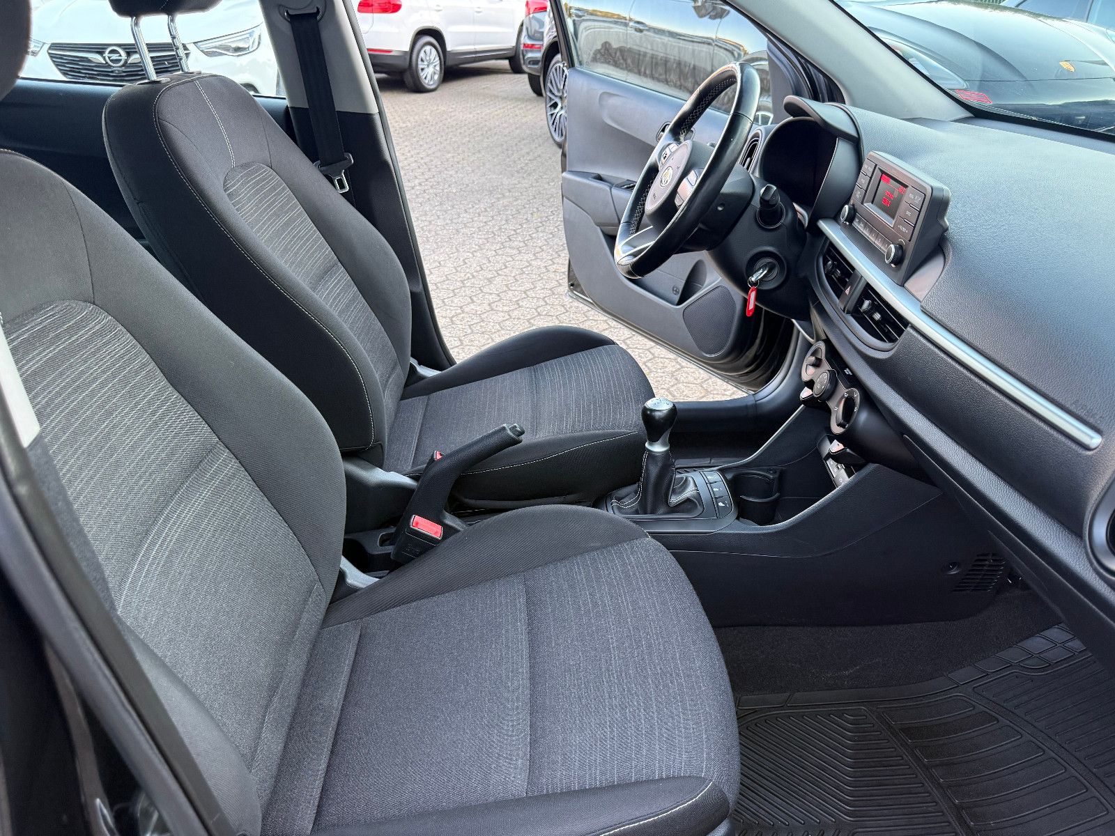 Fahrzeugabbildung Kia Picanto Edition 7
