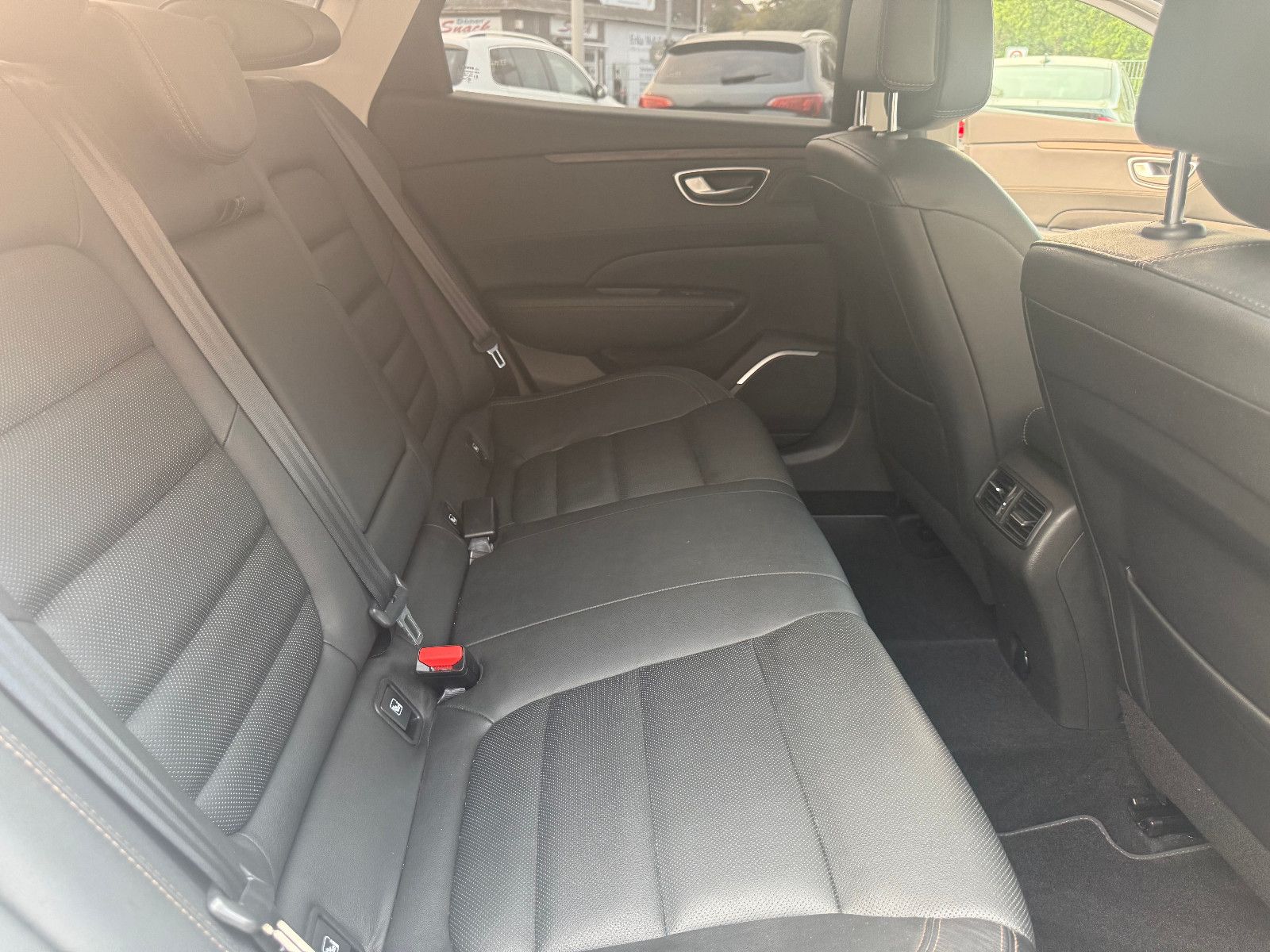 Fahrzeugabbildung Renault Talisman Limited* Limo* PANO*BOSE