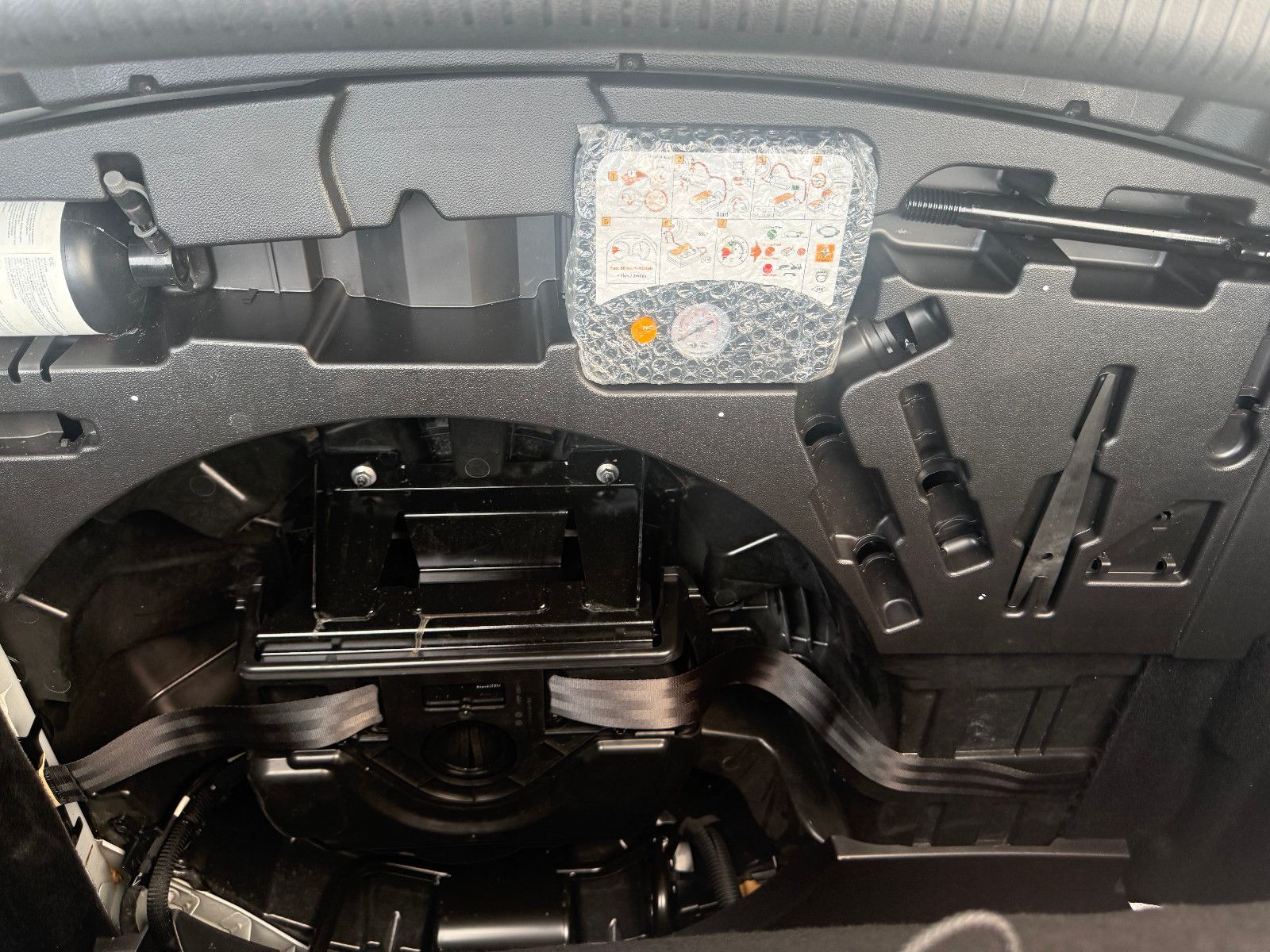 Fahrzeugabbildung Renault Talisman Limited* Limo* PANO*BOSE