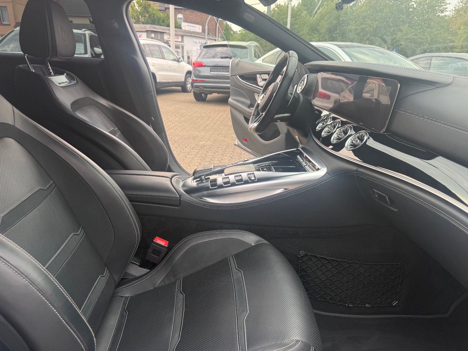 Fahrzeugabbildung Mercedes-Benz AMG GT 4-trg. 63 S 4Matic *PANO*BURMESTER*HUD*