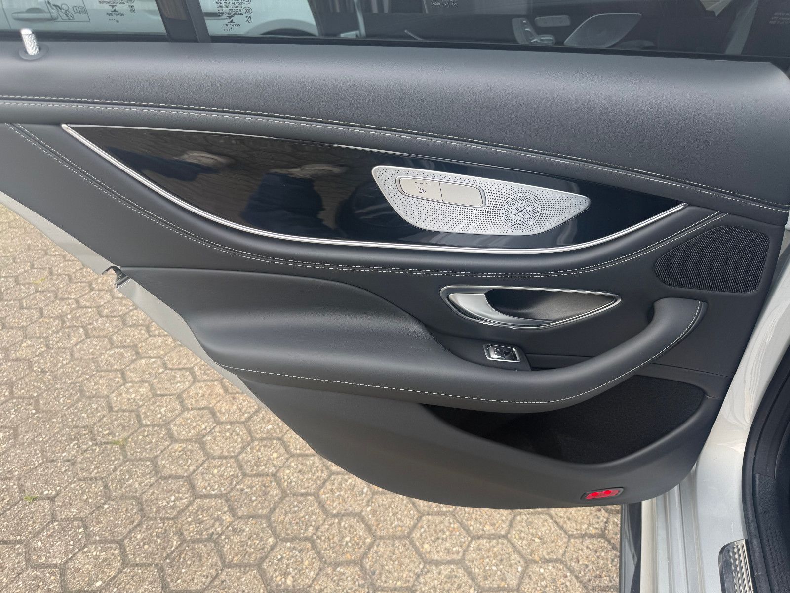 Fahrzeugabbildung Mercedes-Benz AMG GT 4-trg. 63 S 4Matic *PANO*BURMESTER*HUD*