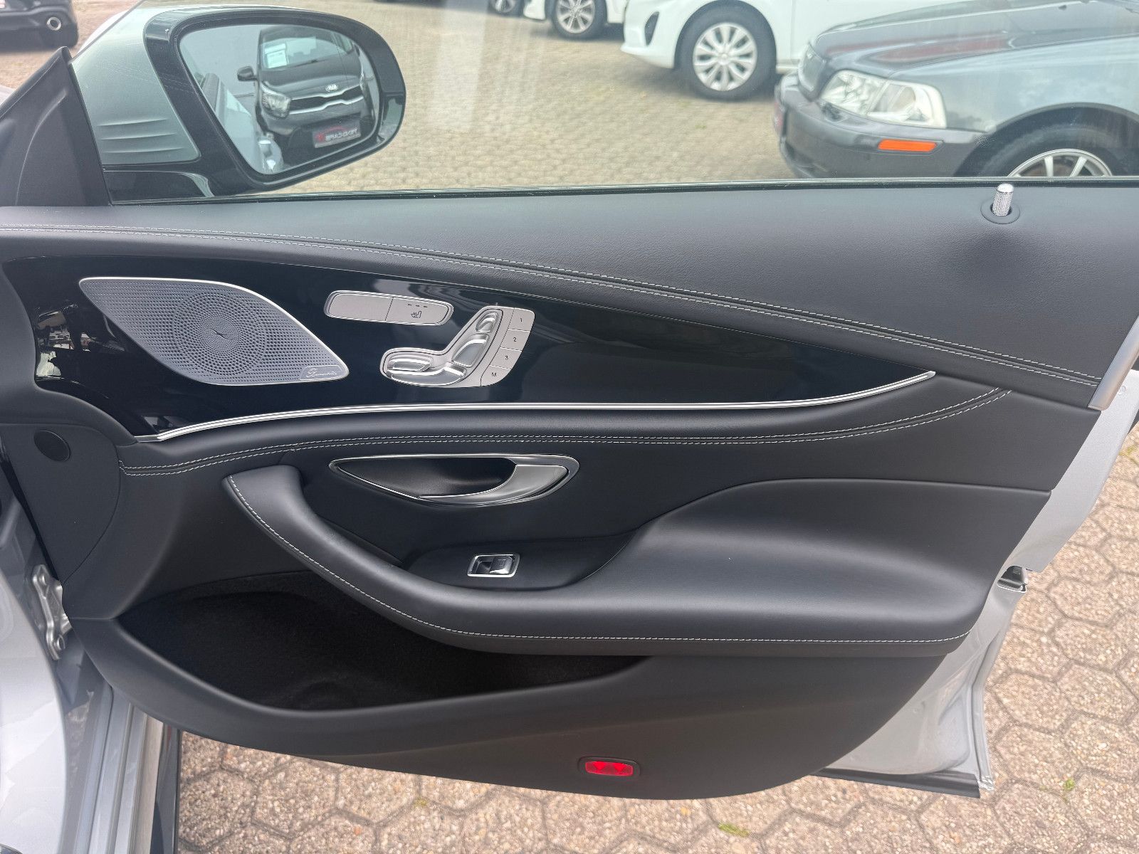 Fahrzeugabbildung Mercedes-Benz AMG GT 4-trg. 63 S 4Matic *PANO*BURMESTER*HUD*