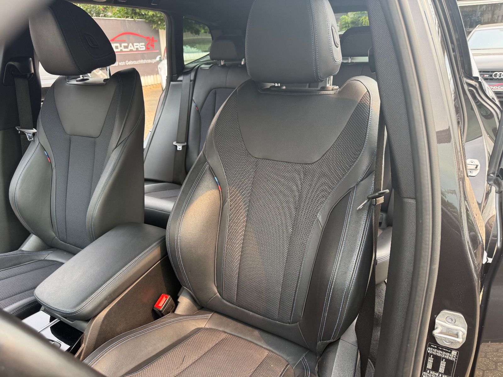 Fahrzeugabbildung BMW X3 xDrive 20 d M Sport*AHK*