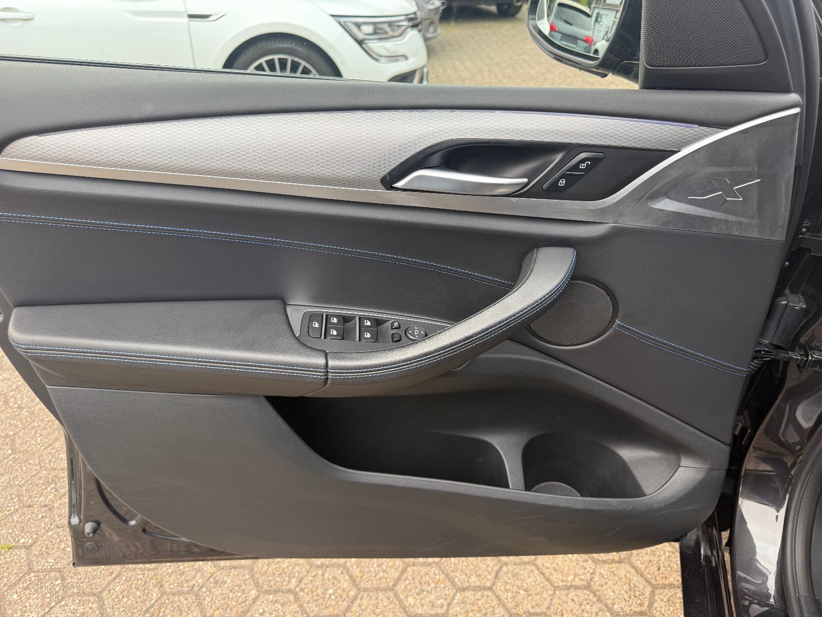 Fahrzeugabbildung BMW X3 xDrive 20 d M Sport*AHK*