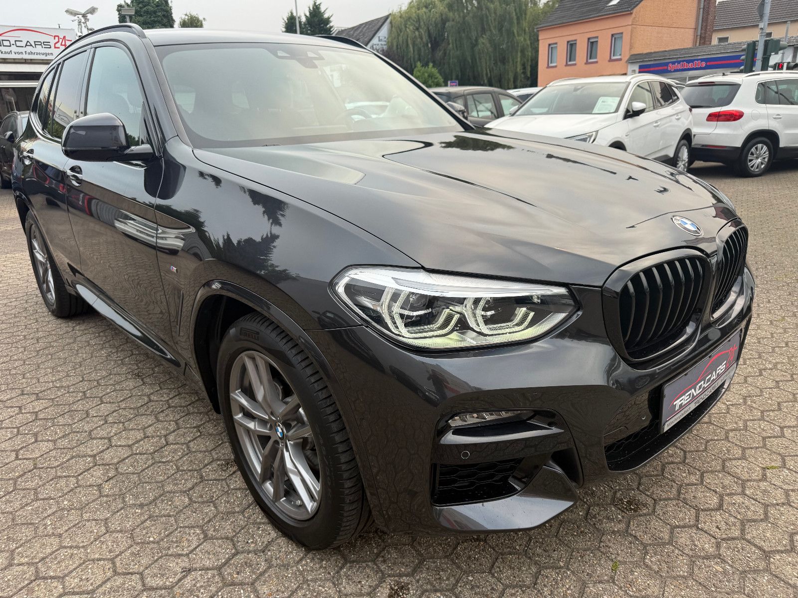 Fahrzeugabbildung BMW X3 xDrive 20 d M Sport*AHK*
