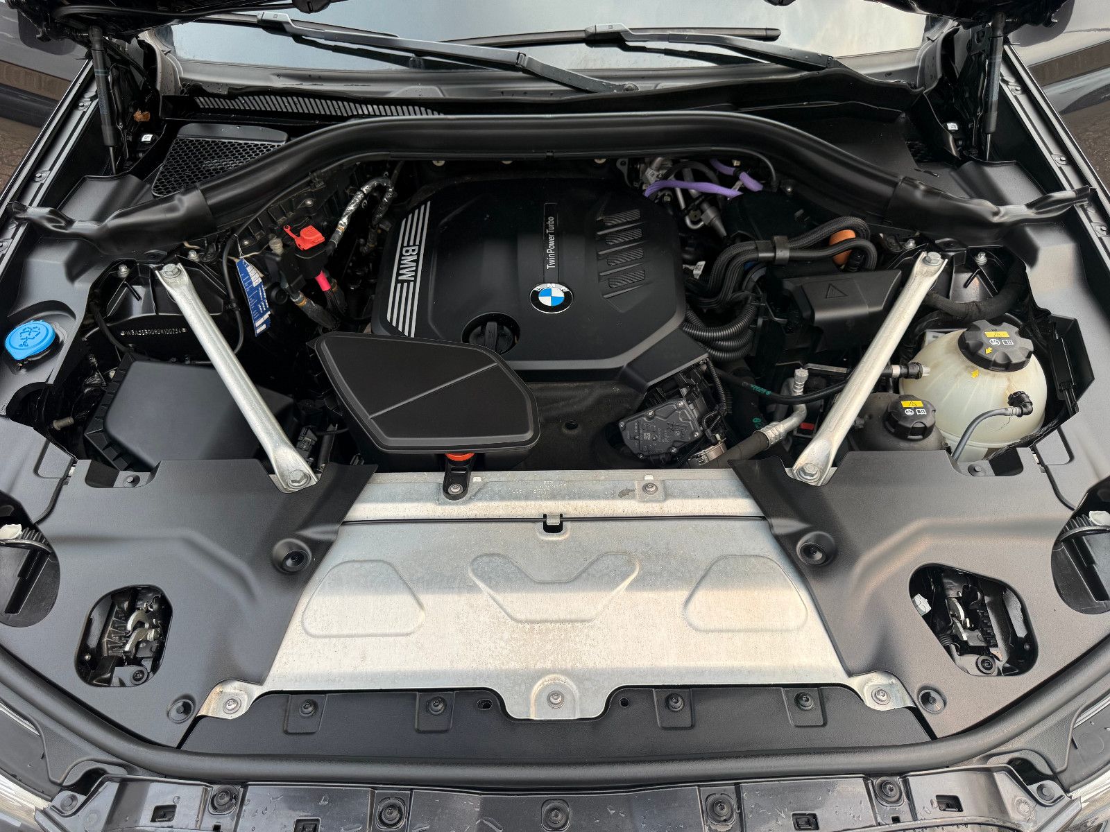 Fahrzeugabbildung BMW X3 xDrive 20 d M Sport*AHK*
