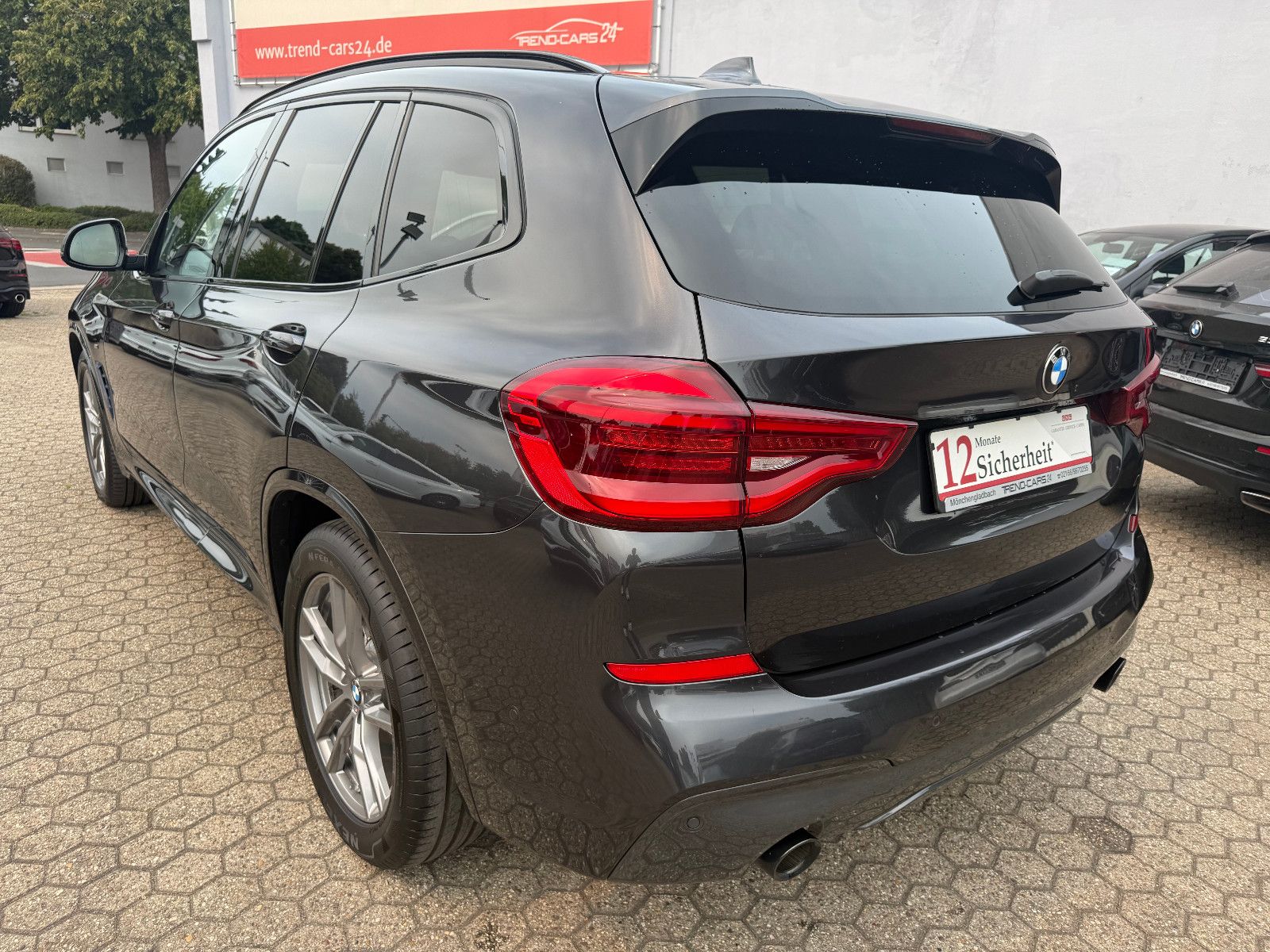 Fahrzeugabbildung BMW X3 xDrive 20 d M Sport*AHK*