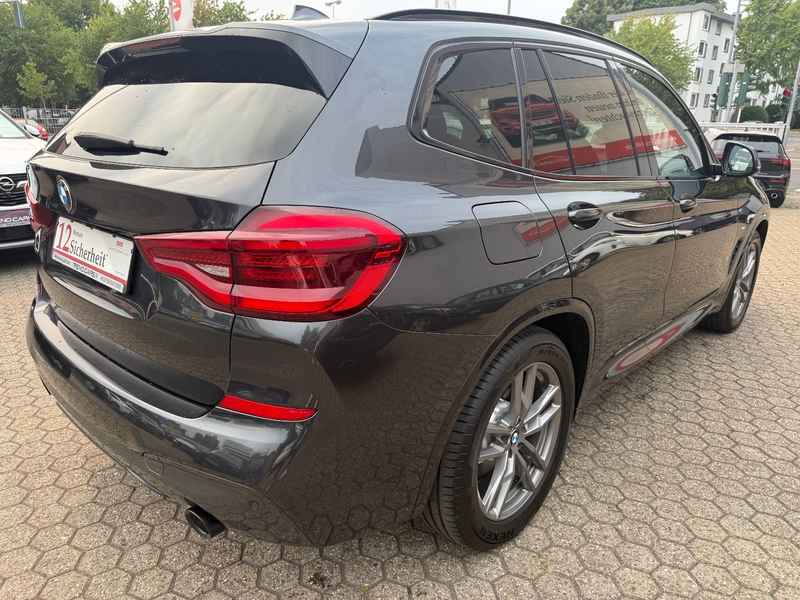Fahrzeugabbildung BMW X3 xDrive 20 d M Sport*AHK*