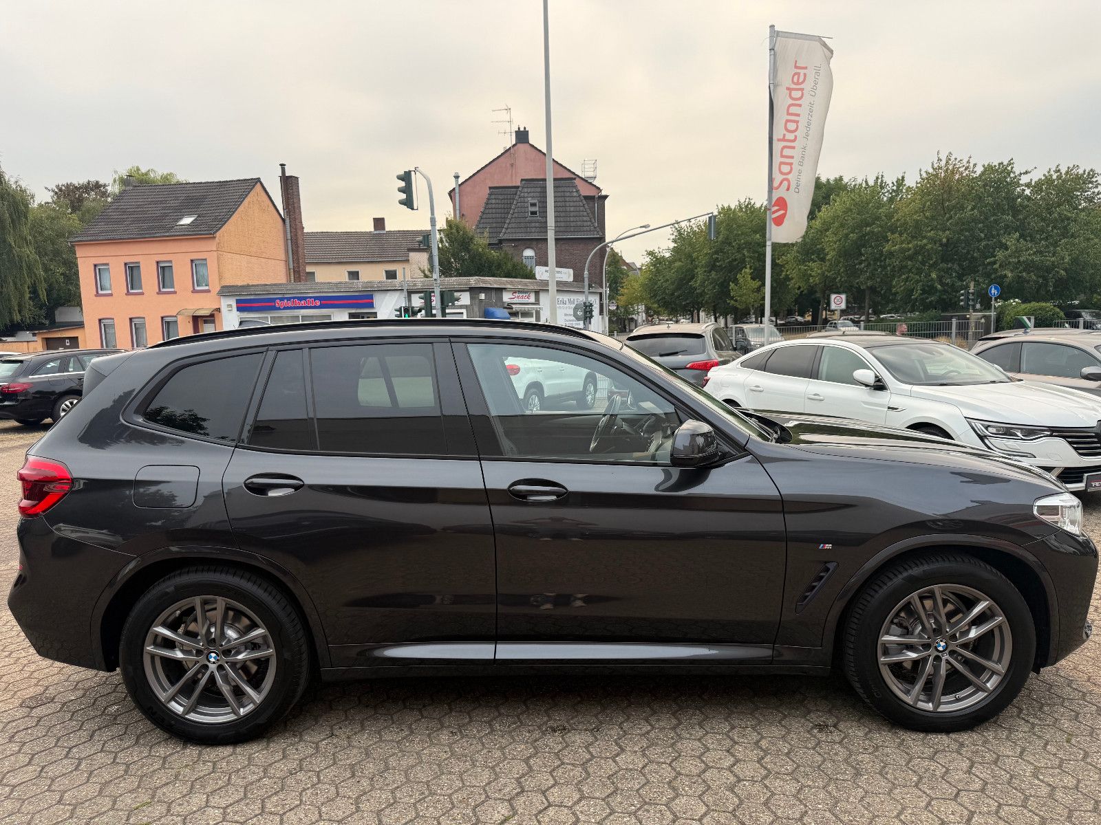 Fahrzeugabbildung BMW X3 xDrive 20 d M Sport*AHK*