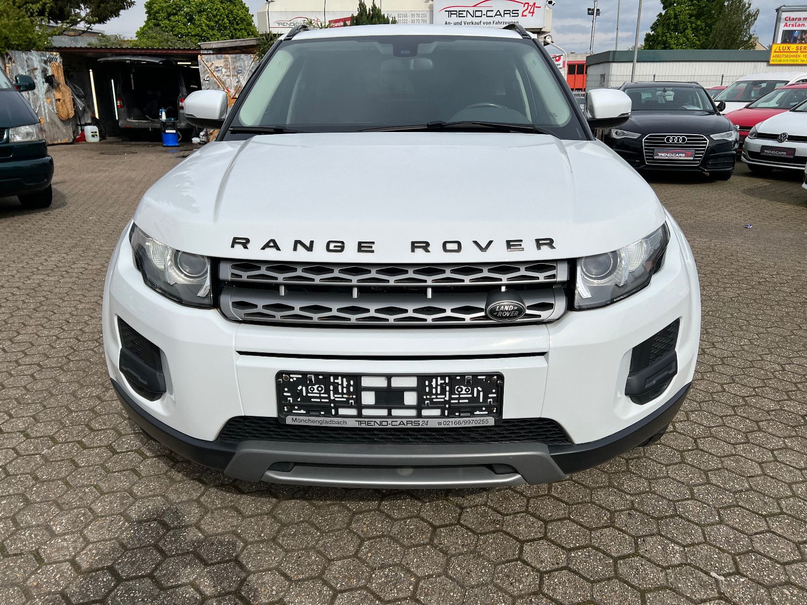 Fahrzeugabbildung Land Rover Range Rover Evoque Pure*