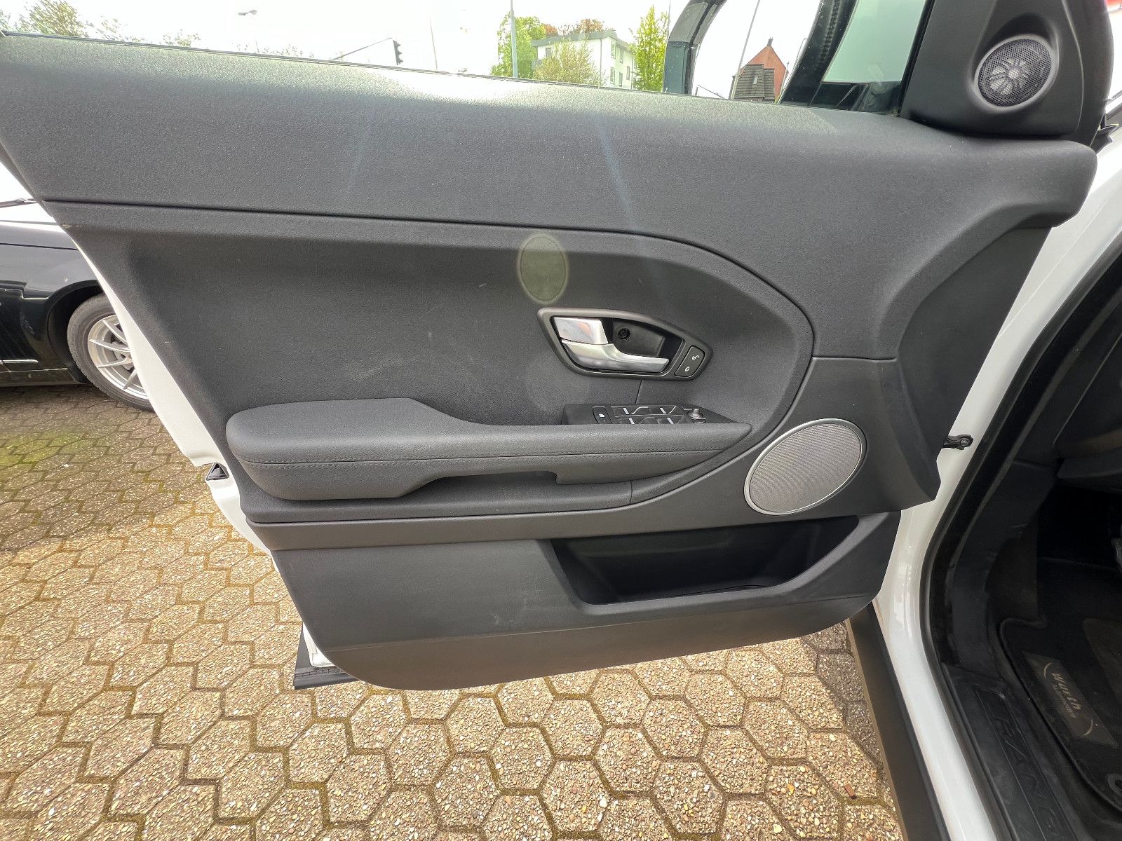 Fahrzeugabbildung Land Rover Range Rover Evoque Pure*