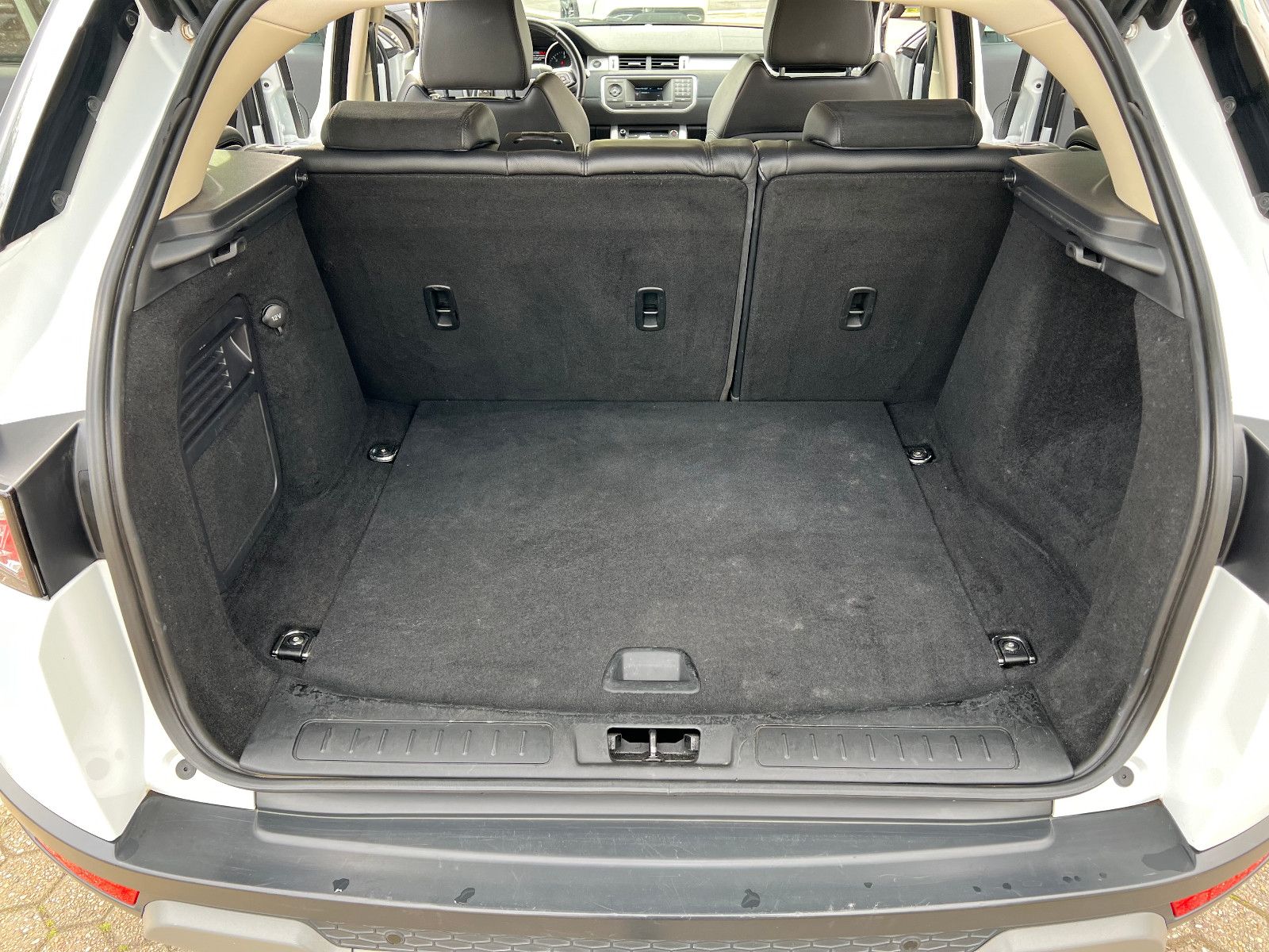 Fahrzeugabbildung Land Rover Range Rover Evoque Pure*