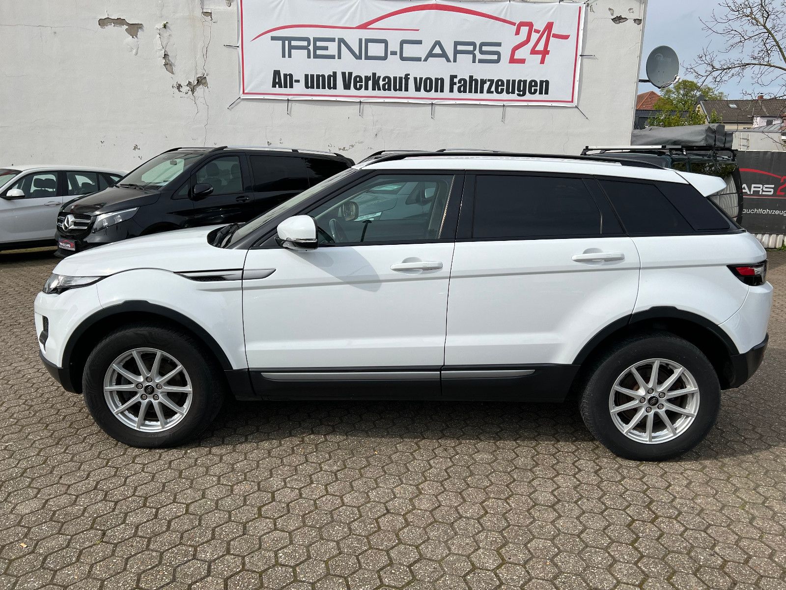 Fahrzeugabbildung Land Rover Range Rover Evoque Pure*