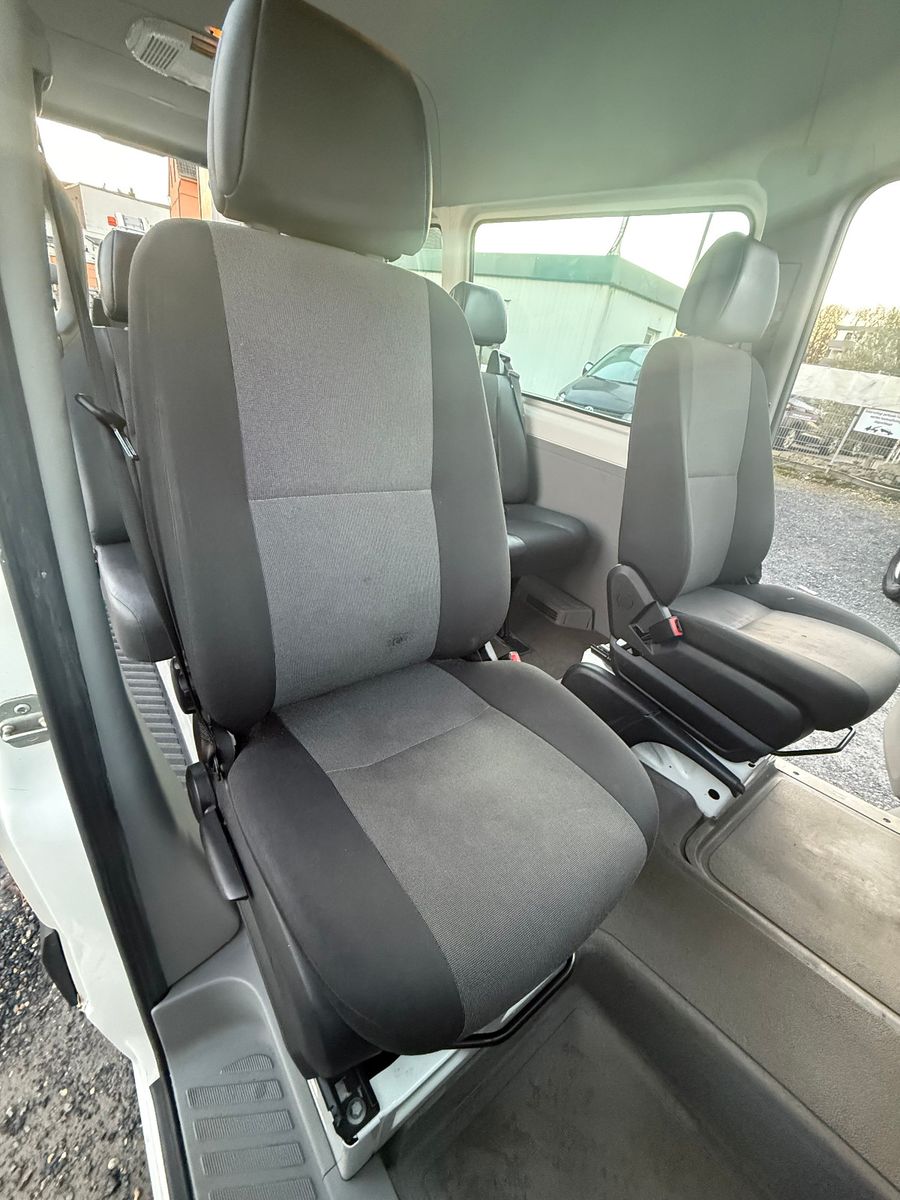 Fahrzeugabbildung Volkswagen Crafter Kombi 35 lang L3H2 Behindertengerecht!!!