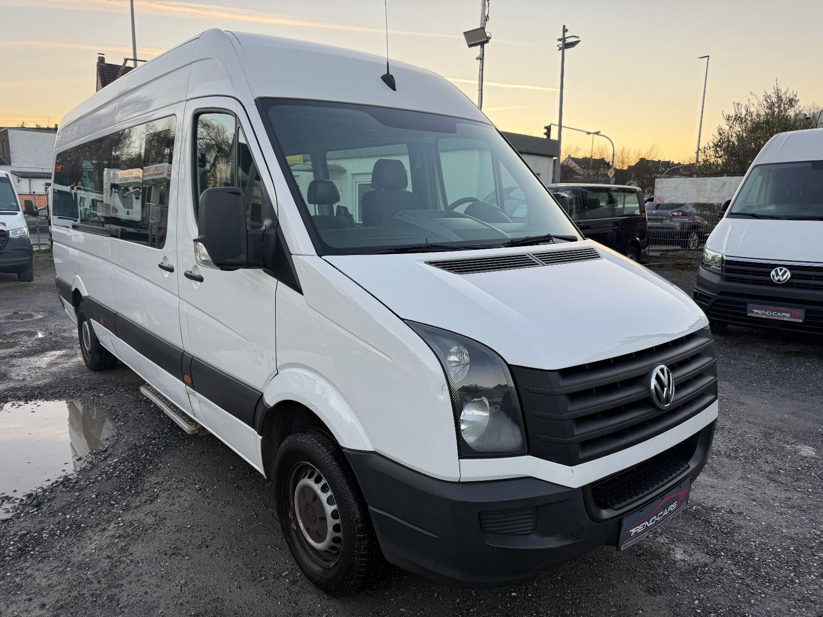 Fahrzeugabbildung Volkswagen Crafter Kombi 35 lang L3H2 Behindertengerecht!!!