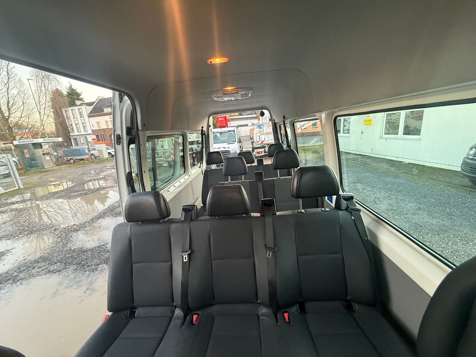 Fahrzeugabbildung Volkswagen Crafter Kombi 35 lang L3H2 Behindertengerecht!!!