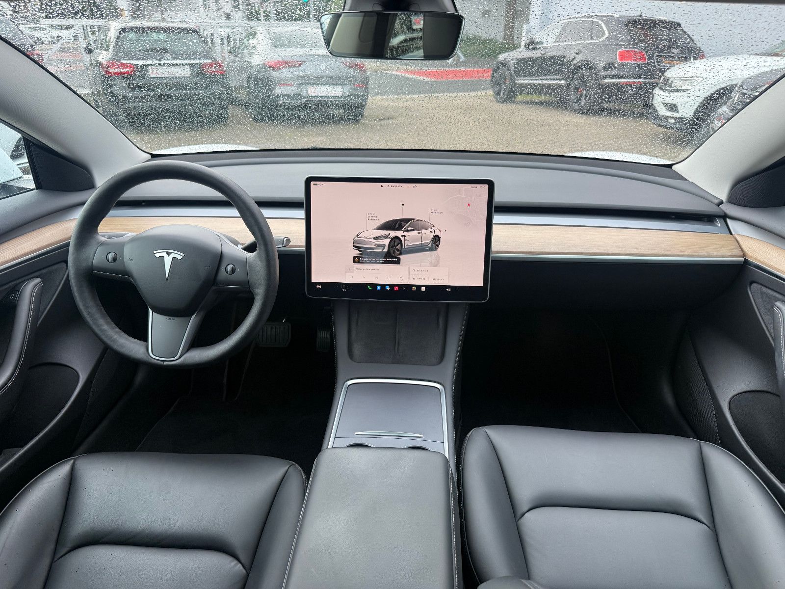 Fahrzeugabbildung Tesla Model 3 *Long Range* Dual Motor *AWD* Autopilot