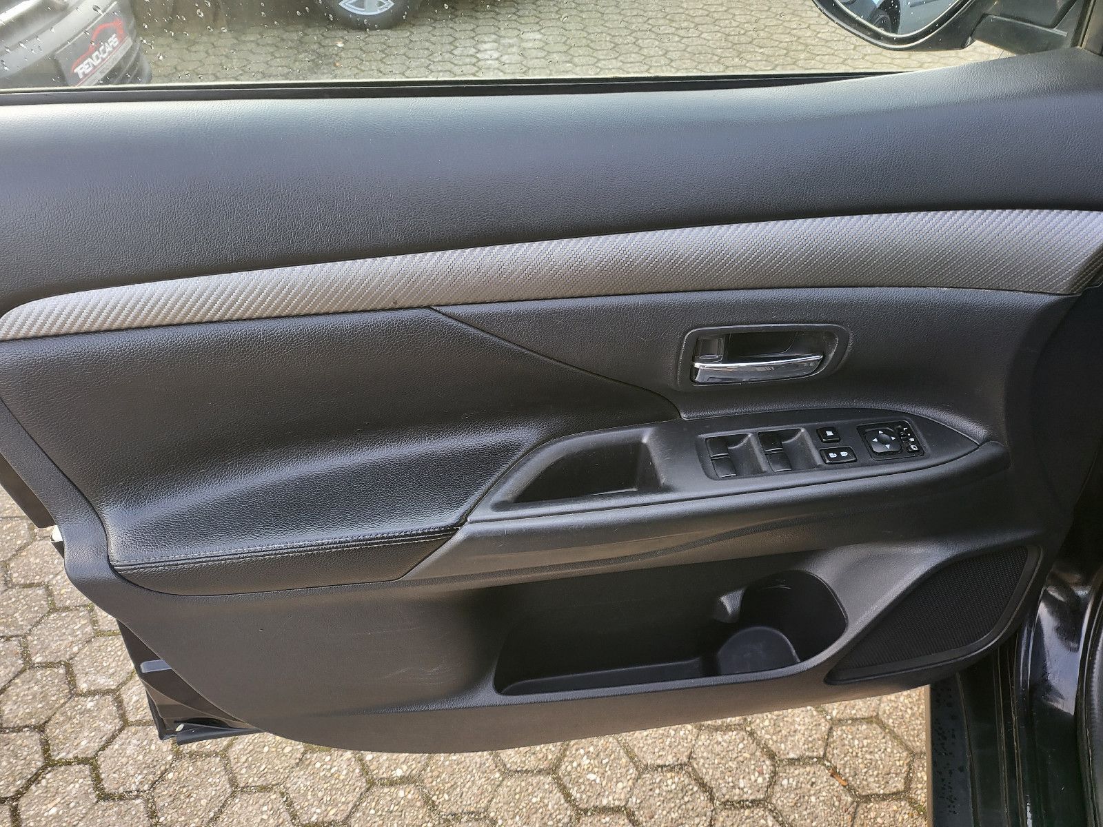 Fahrzeugabbildung Mitsubishi Outlander ClearTec Instyle 4WD ***7 Sitzer***