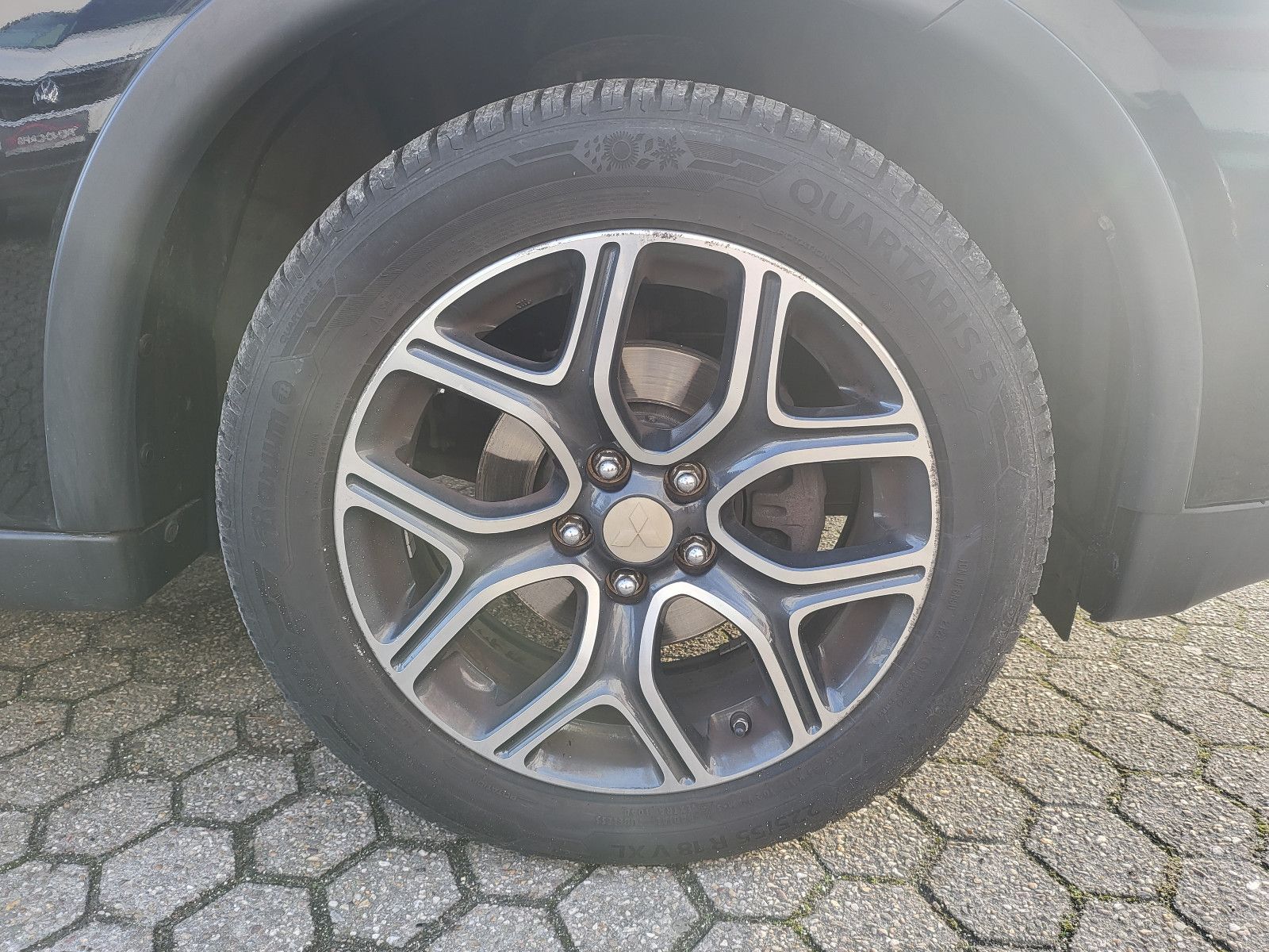 Fahrzeugabbildung Mitsubishi Outlander ClearTec Instyle 4WD ***7 Sitzer***