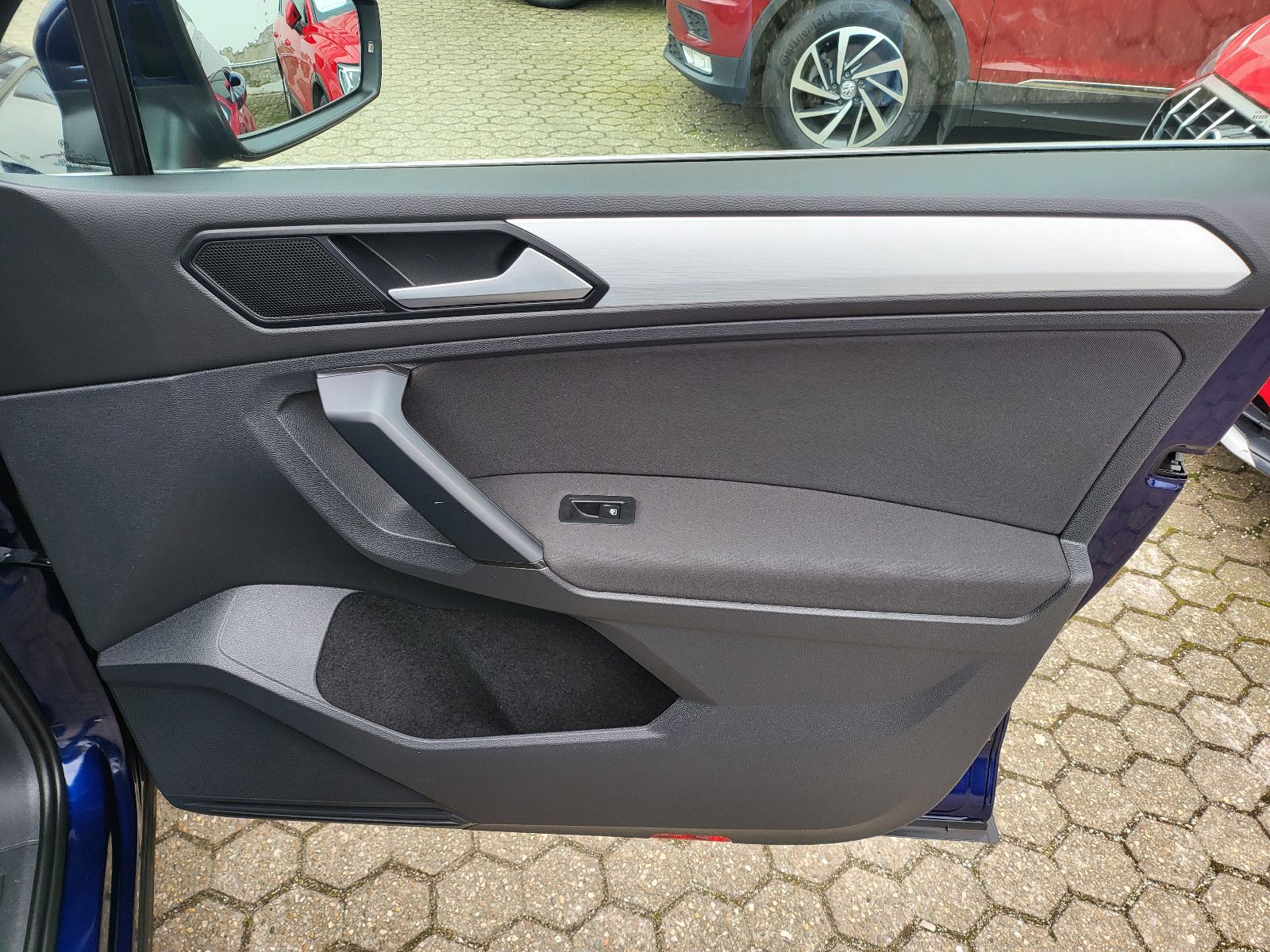 Fahrzeugabbildung Volkswagen Tiguan Comfortline BMT/Start-Stopp