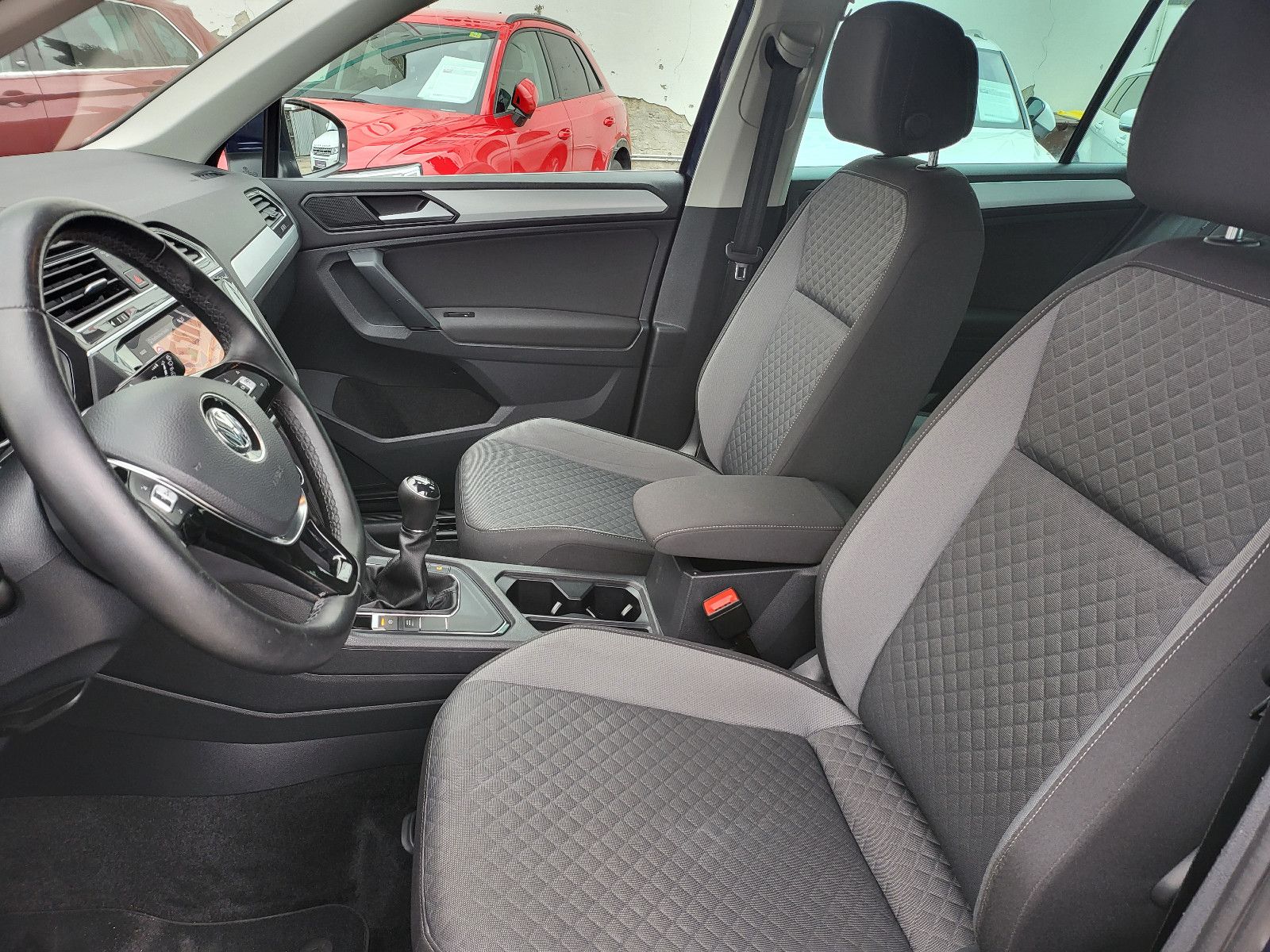 Fahrzeugabbildung Volkswagen Tiguan Comfortline BMT/Start-Stopp