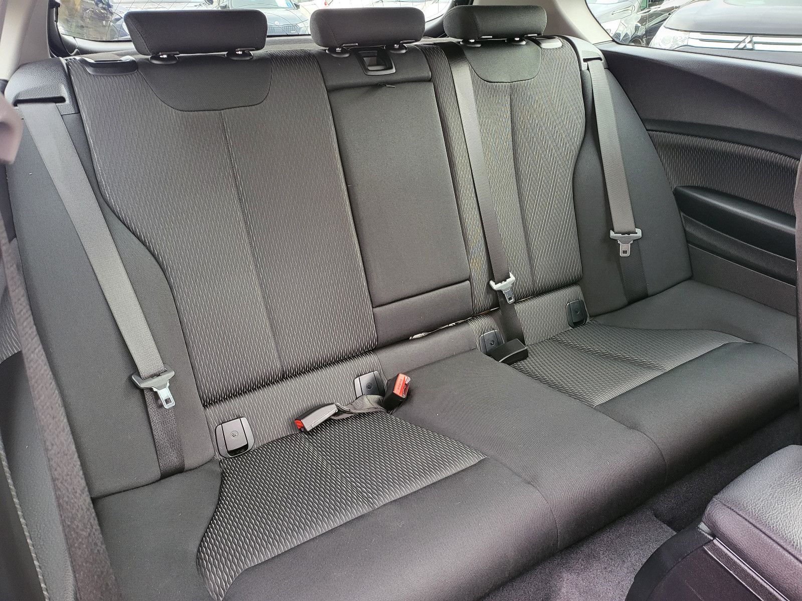 Fahrzeugabbildung BMW 118 Baureihe. 3-trg.Advantage*Tempomat*Automatik