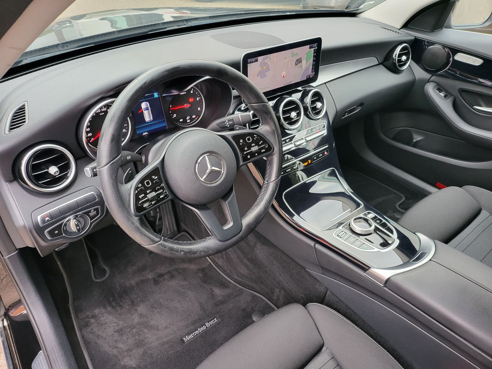 Fahrzeugabbildung Mercedes-Benz C 220  T d 4Matic*ACC*360 Kamera*Standheizung