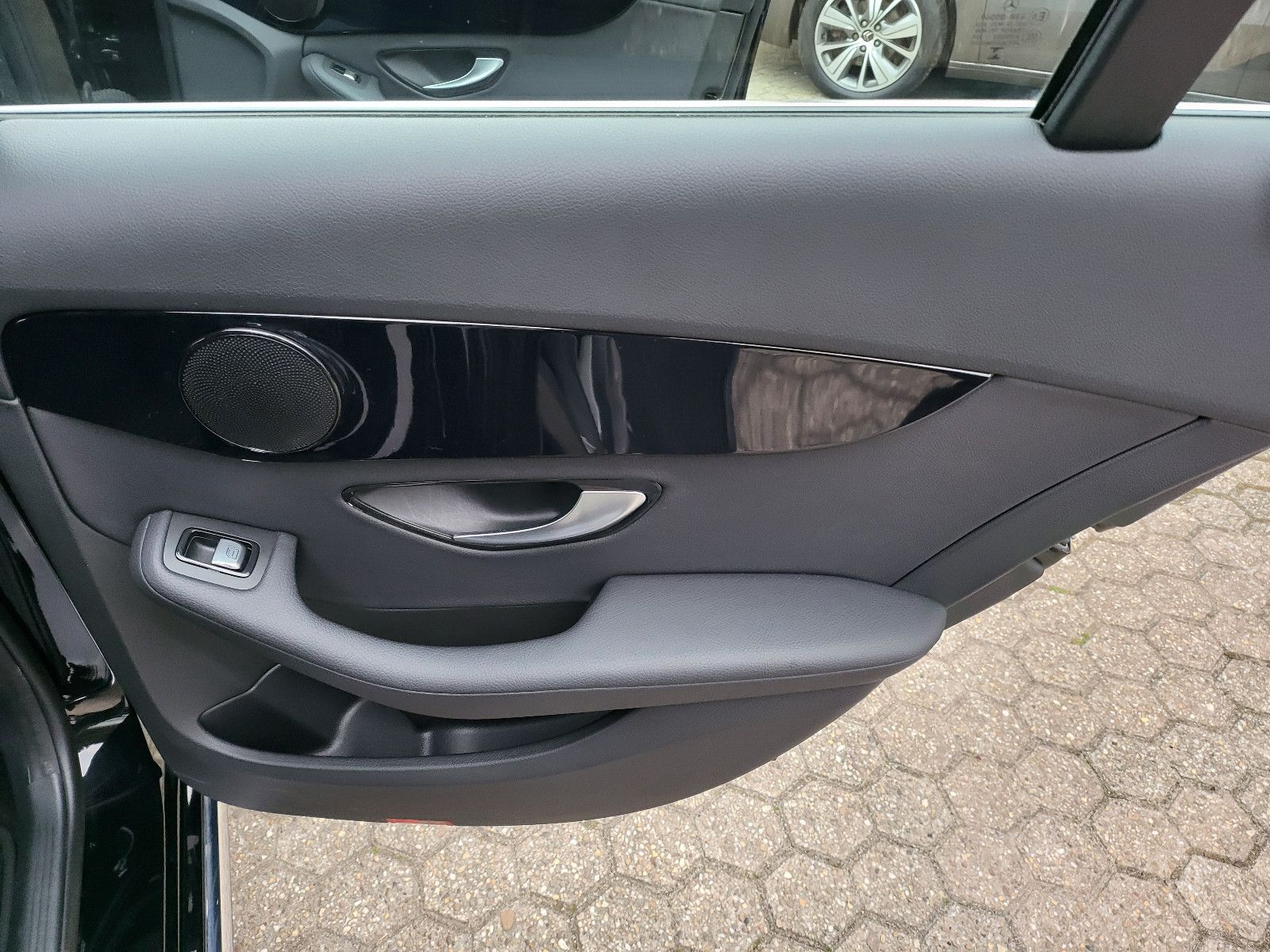 Fahrzeugabbildung Mercedes-Benz C 220  T d 4Matic*ACC*360 Kamera*Standheizung