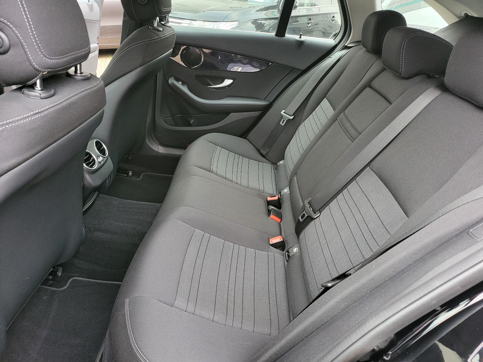 Fahrzeugabbildung Mercedes-Benz C 220  T d 4Matic*ACC*360 Kamera*Standheizung