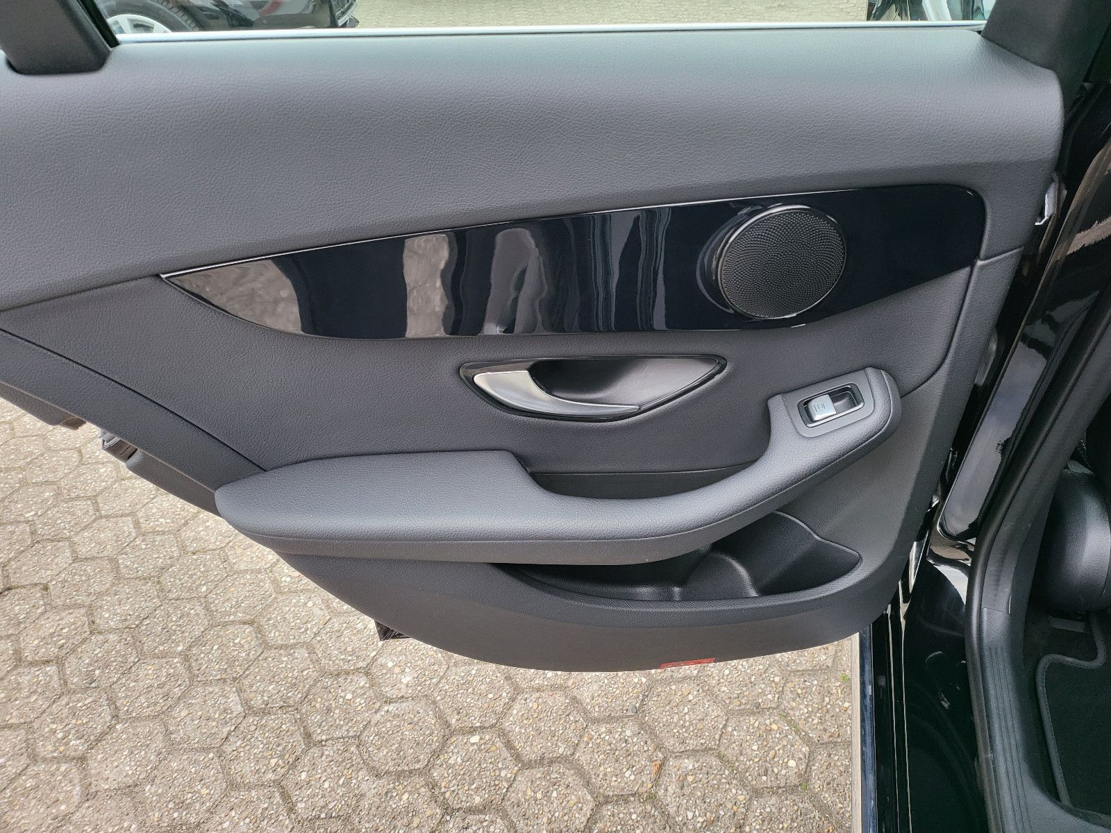 Fahrzeugabbildung Mercedes-Benz C 220  T d 4Matic*ACC*360 Kamera*Standheizung