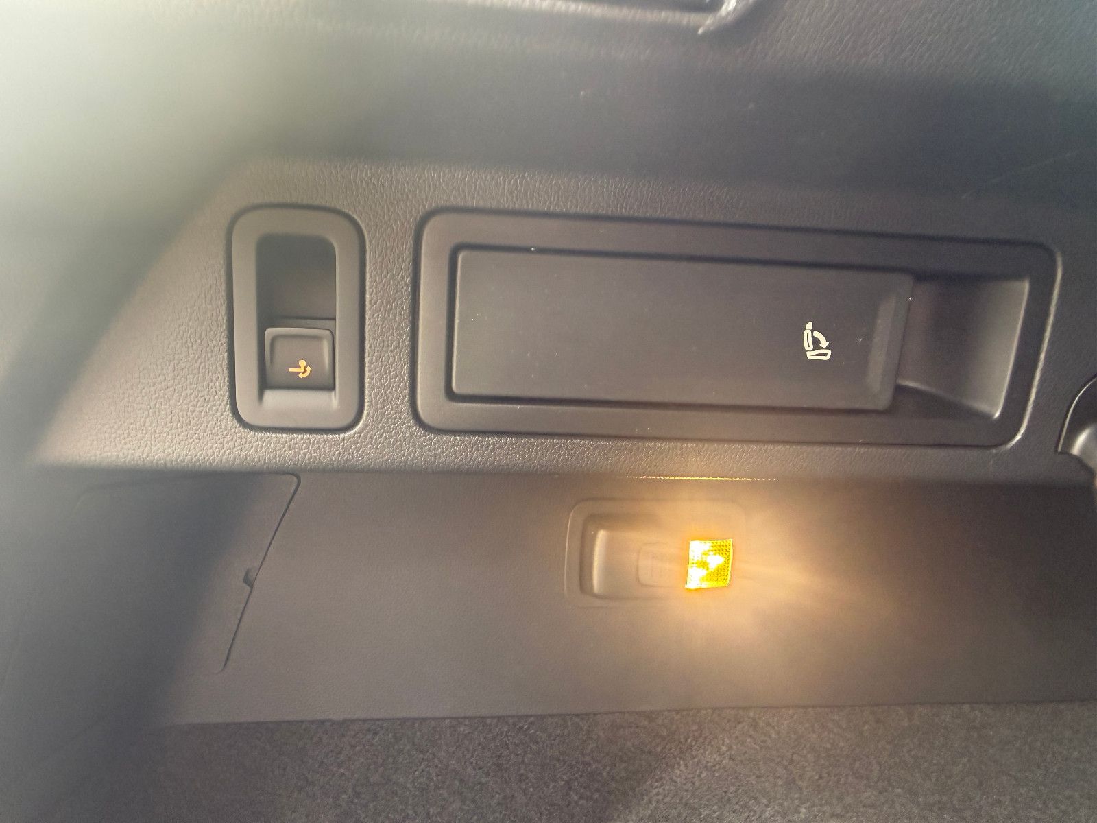 Fahrzeugabbildung Volkswagen Tiguan Life 4Motion*ACC*AHK*NAVI*