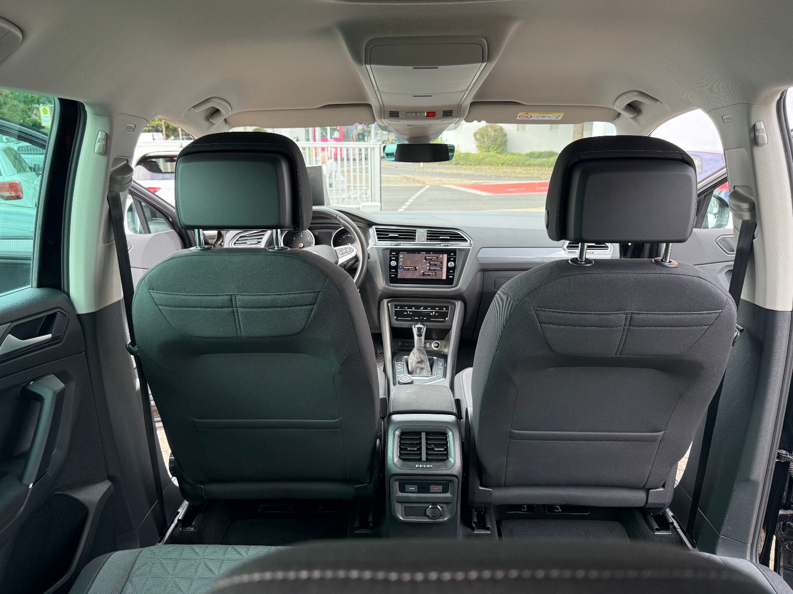 Fahrzeugabbildung Volkswagen Tiguan Life 4Motion*ACC*AHK*NAVI*