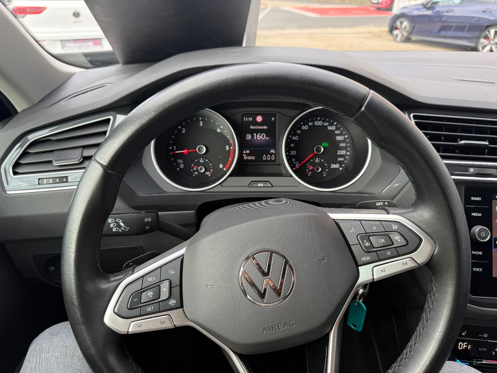 Fahrzeugabbildung Volkswagen Tiguan Life 4Motion*ACC*AHK*NAVI*